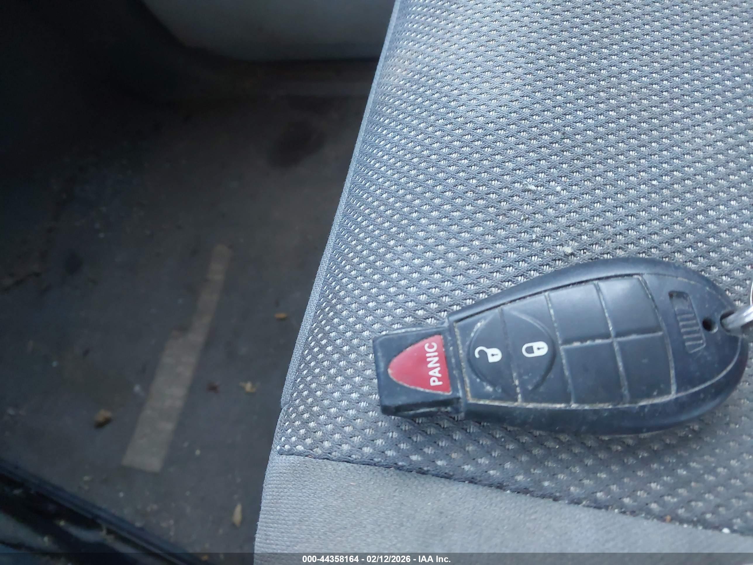 DODGE GRAND image 11