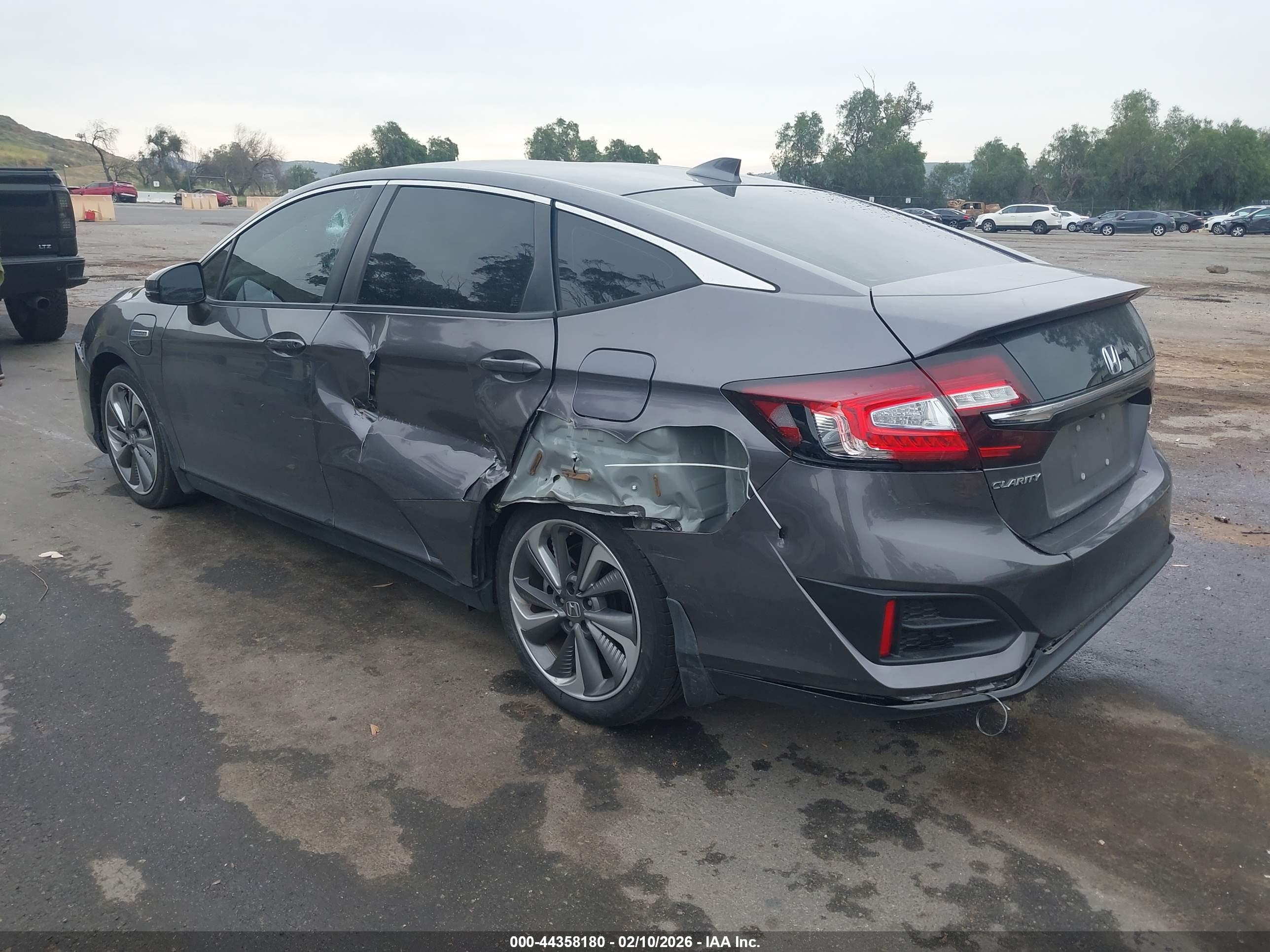 HONDA CLARITY image 3
