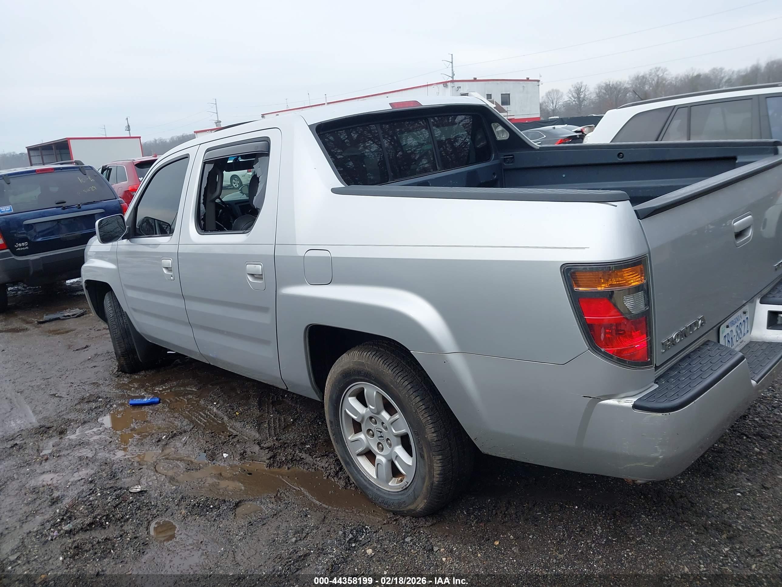 HONDA RIDGELINE image 3