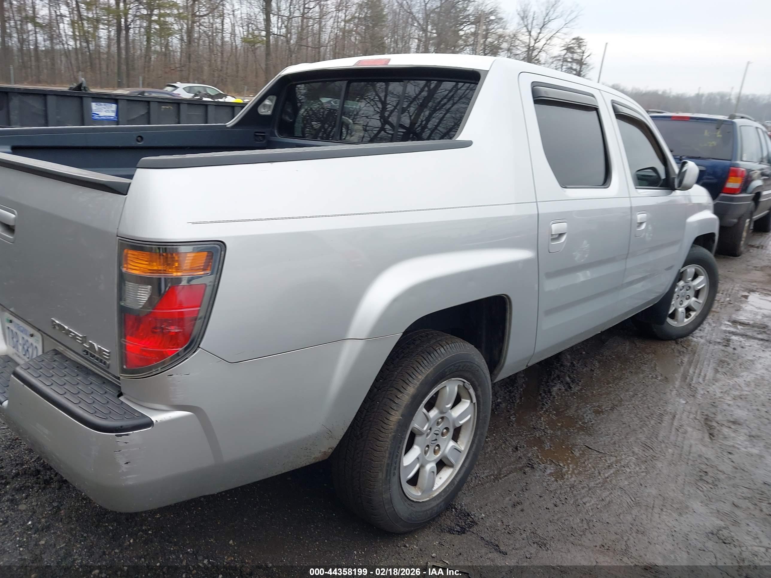 HONDA RIDGELINE image 4