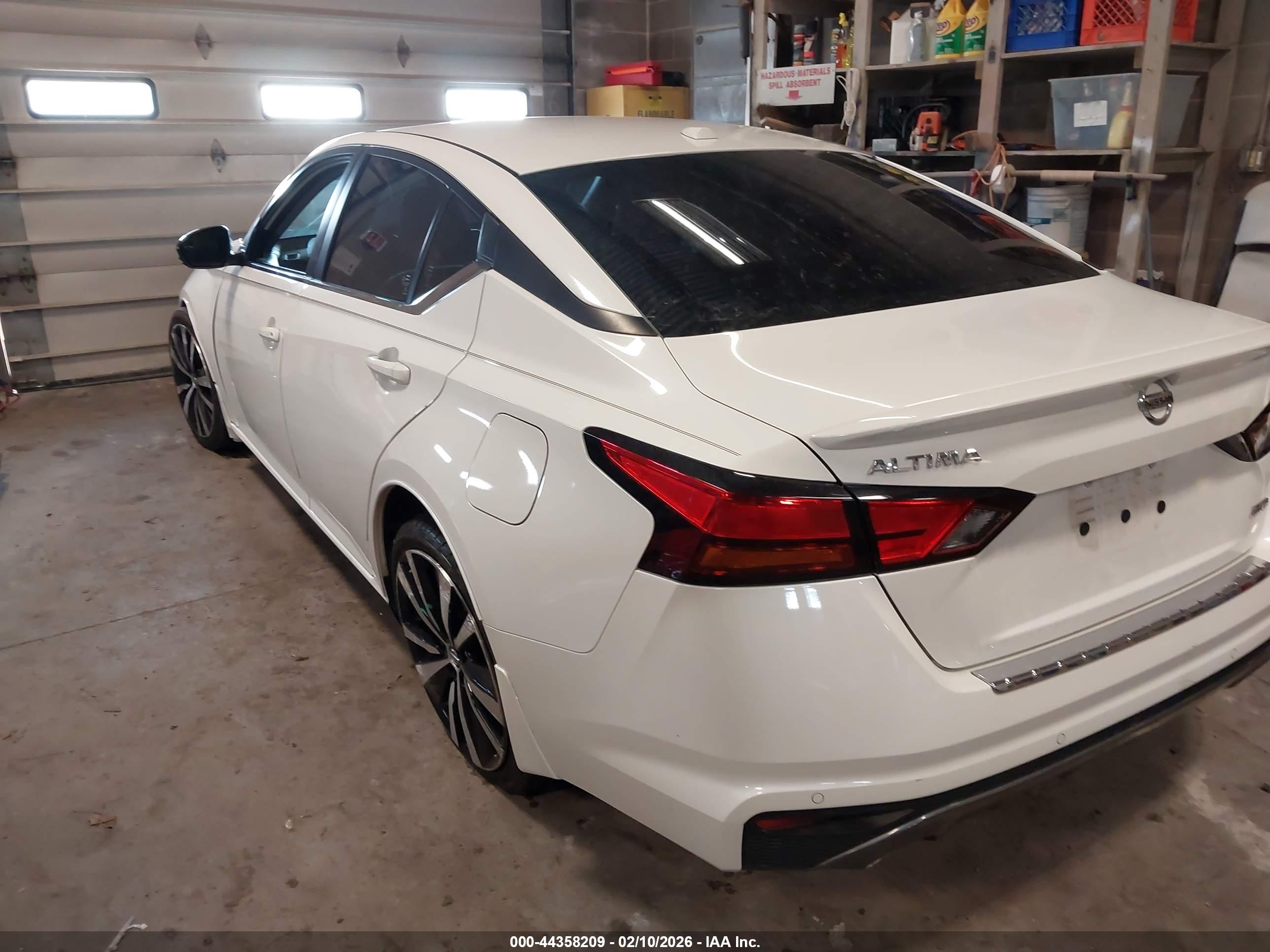 NISSAN ALTIMA image 3