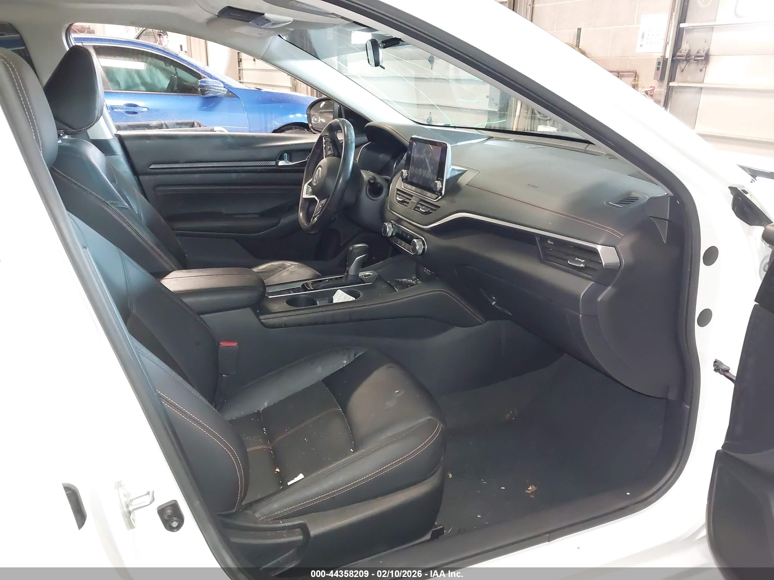 NISSAN ALTIMA image 5