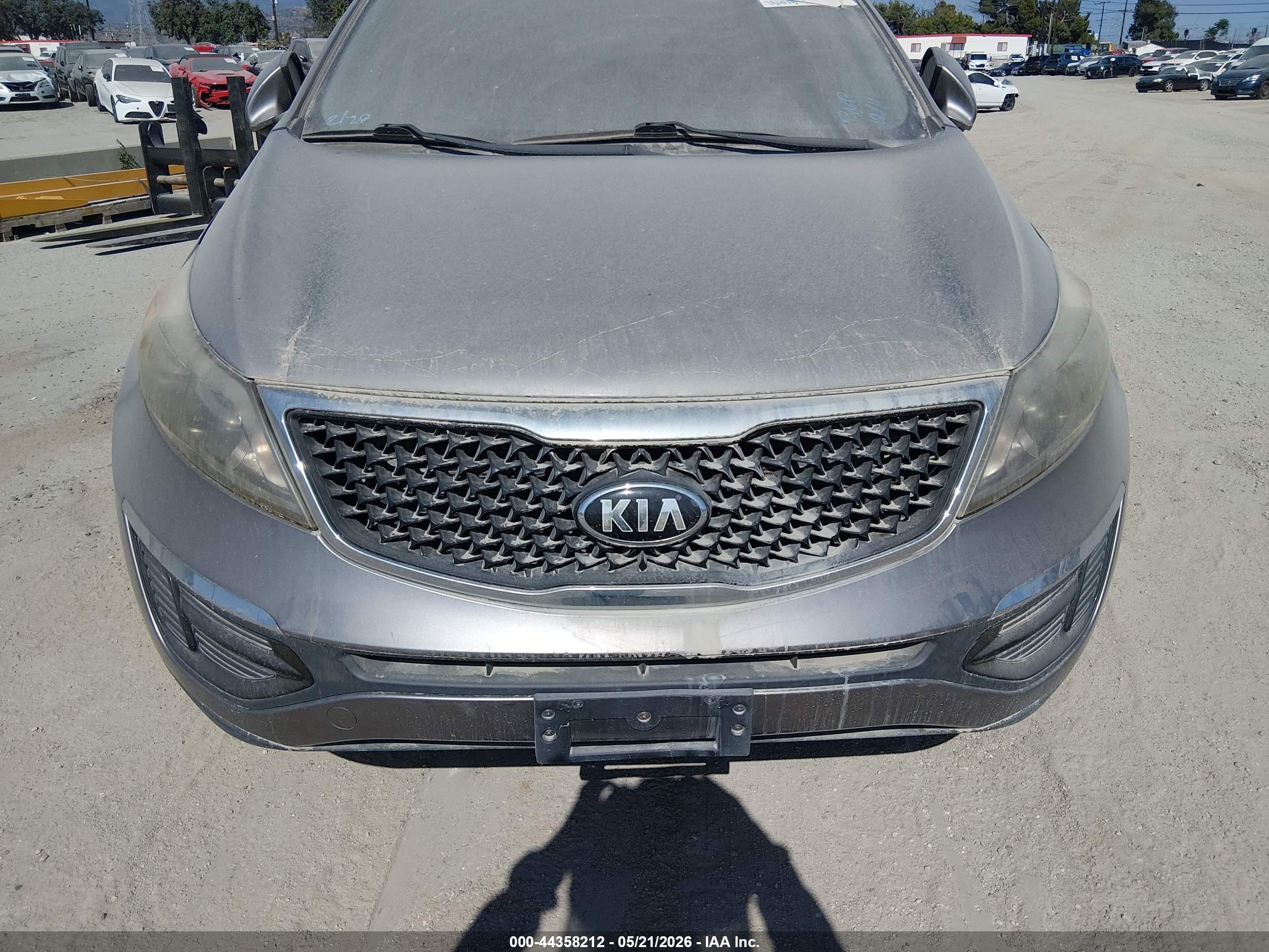 KIA SPORTAGE image 6