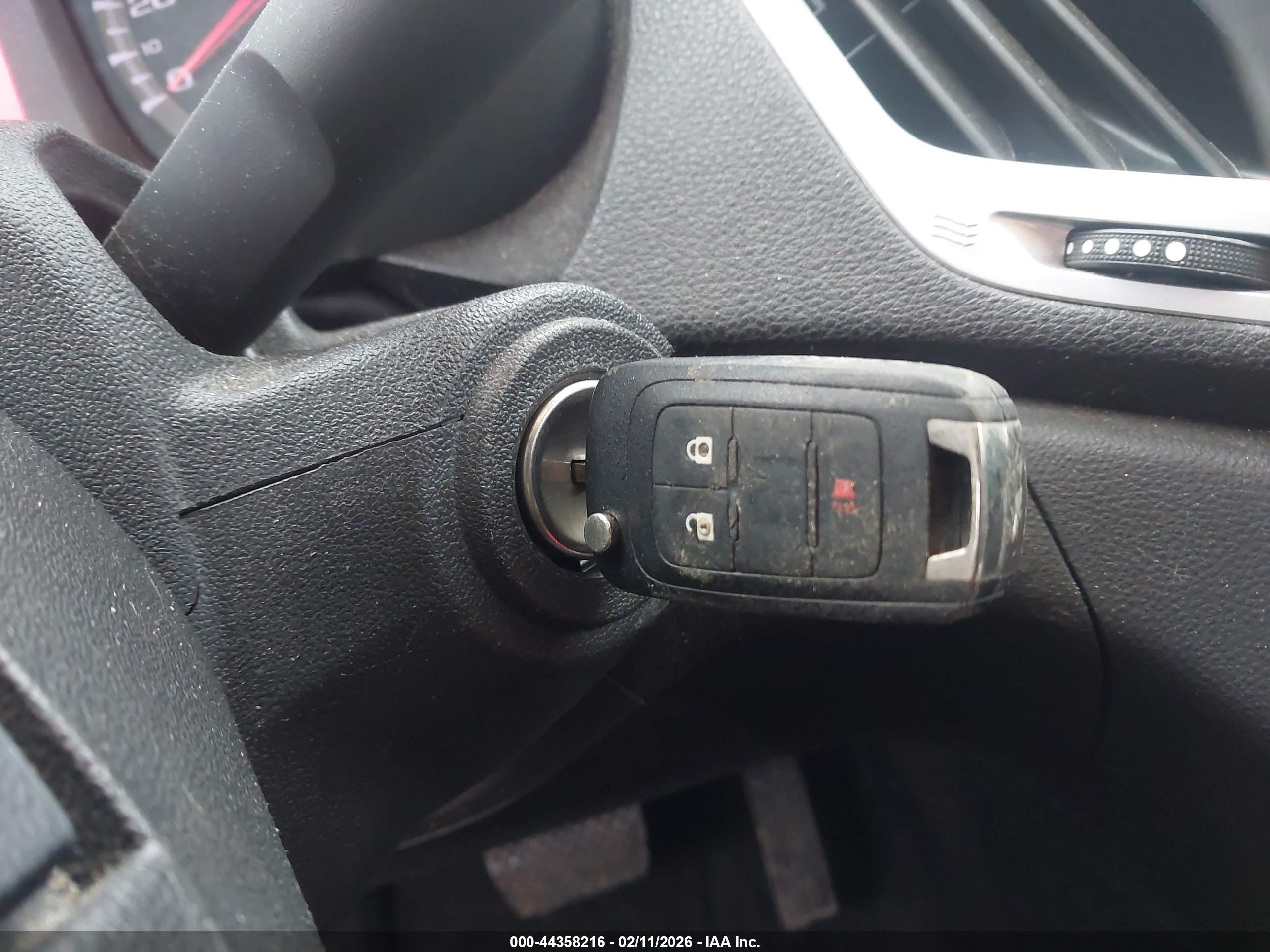 GMC TERRAIN image 11