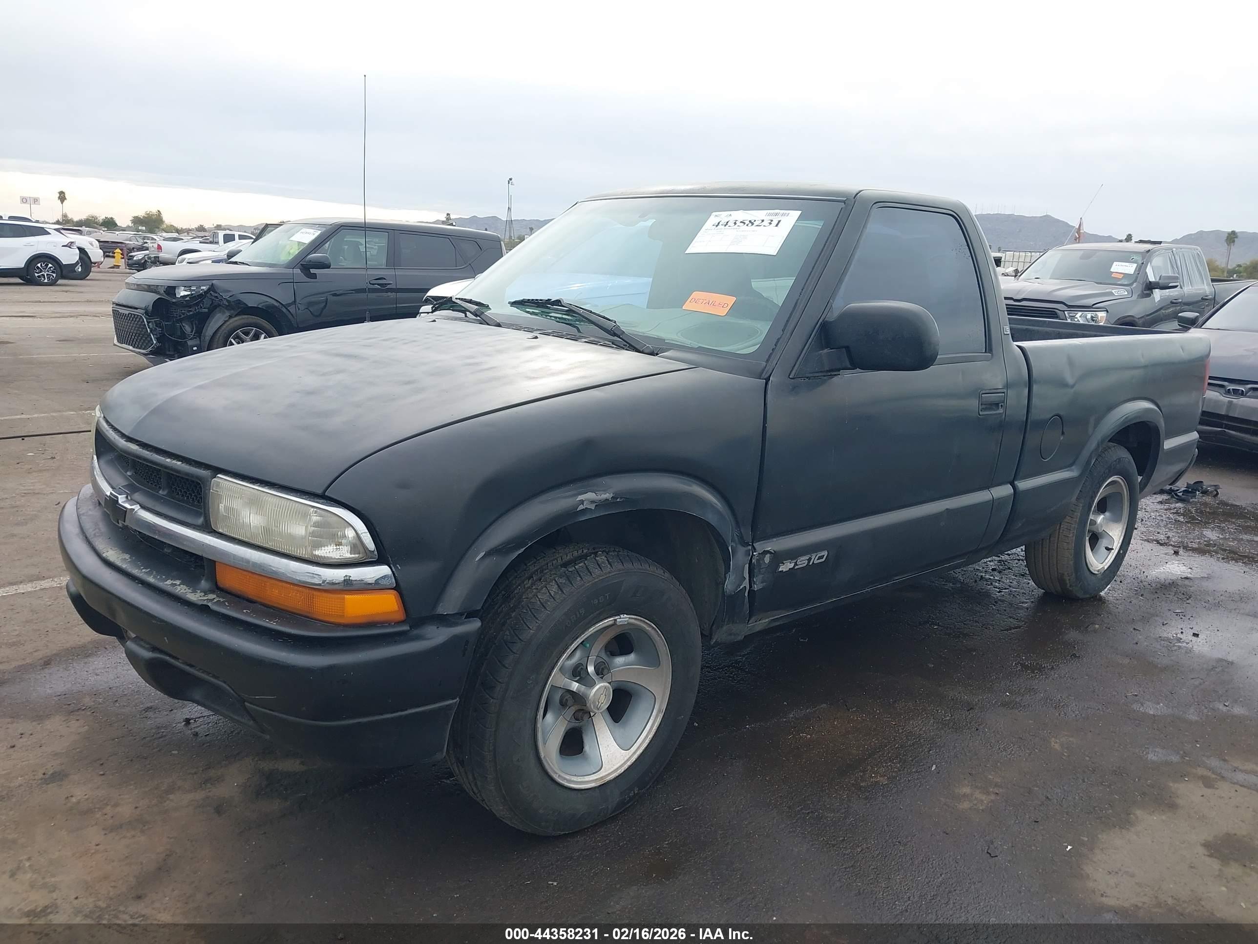 CHEVROLET S-10 image 6