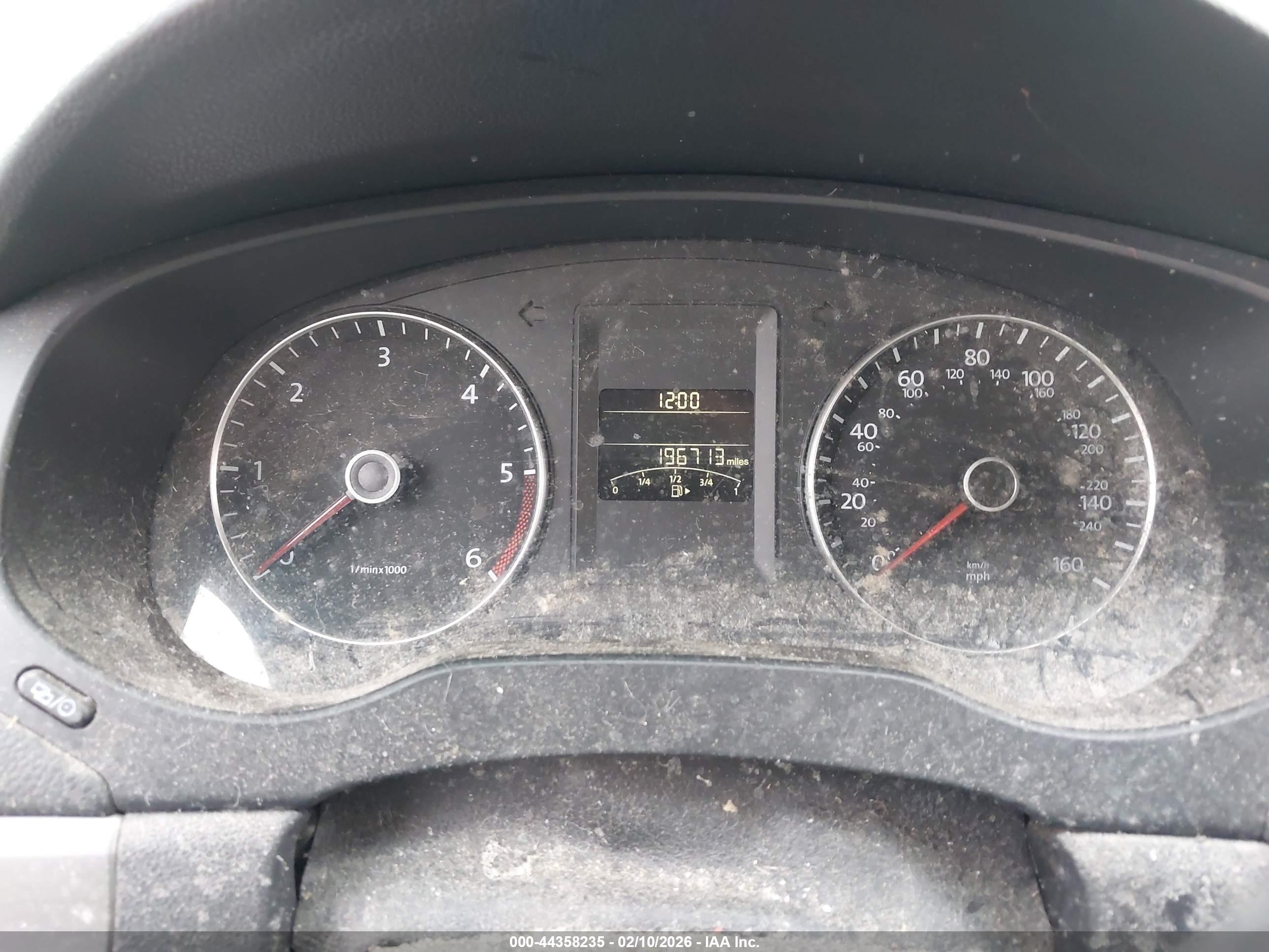 VOLKSWAGEN JETTA image 7