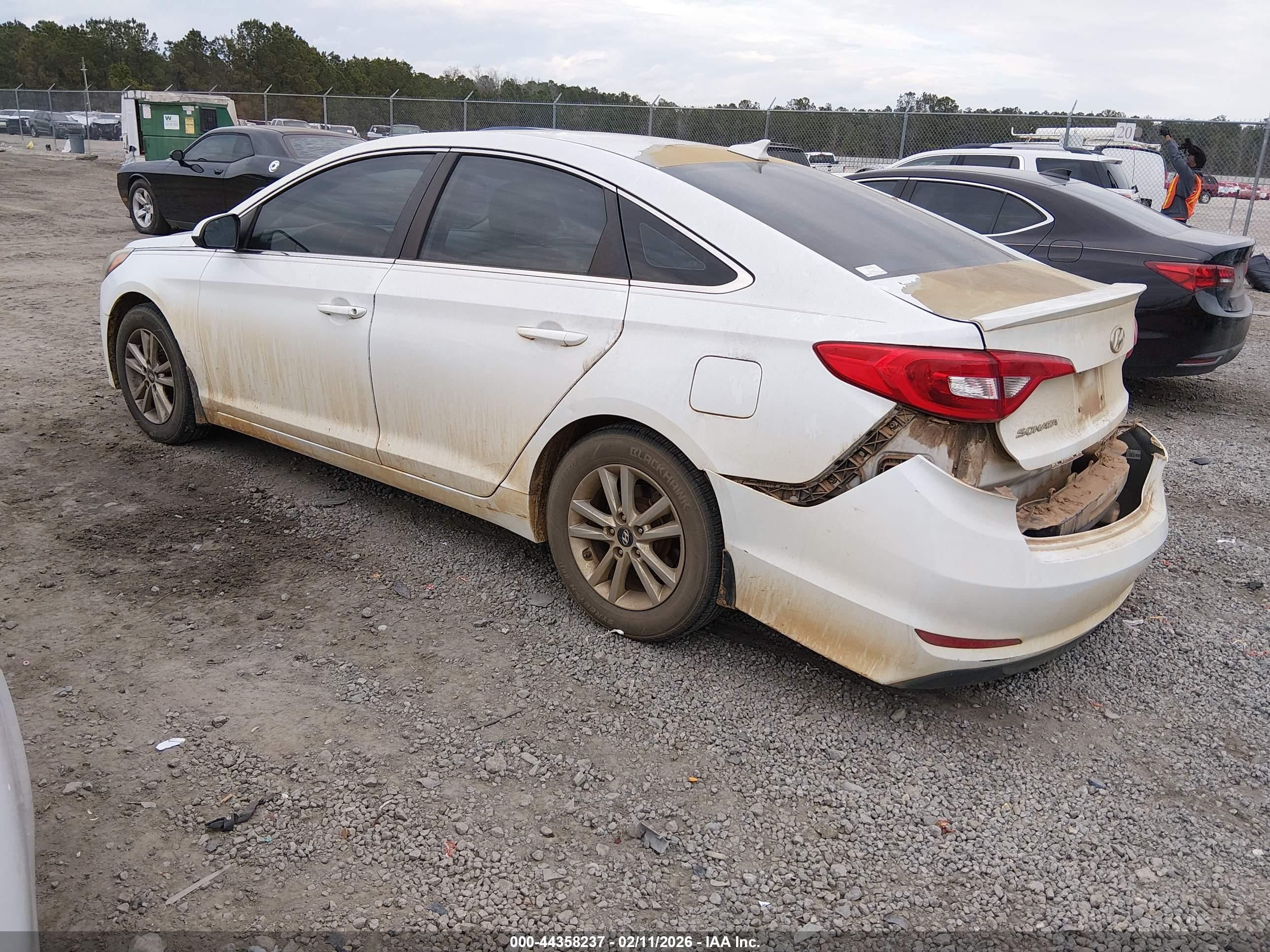 HYUNDAI SONATA image 3