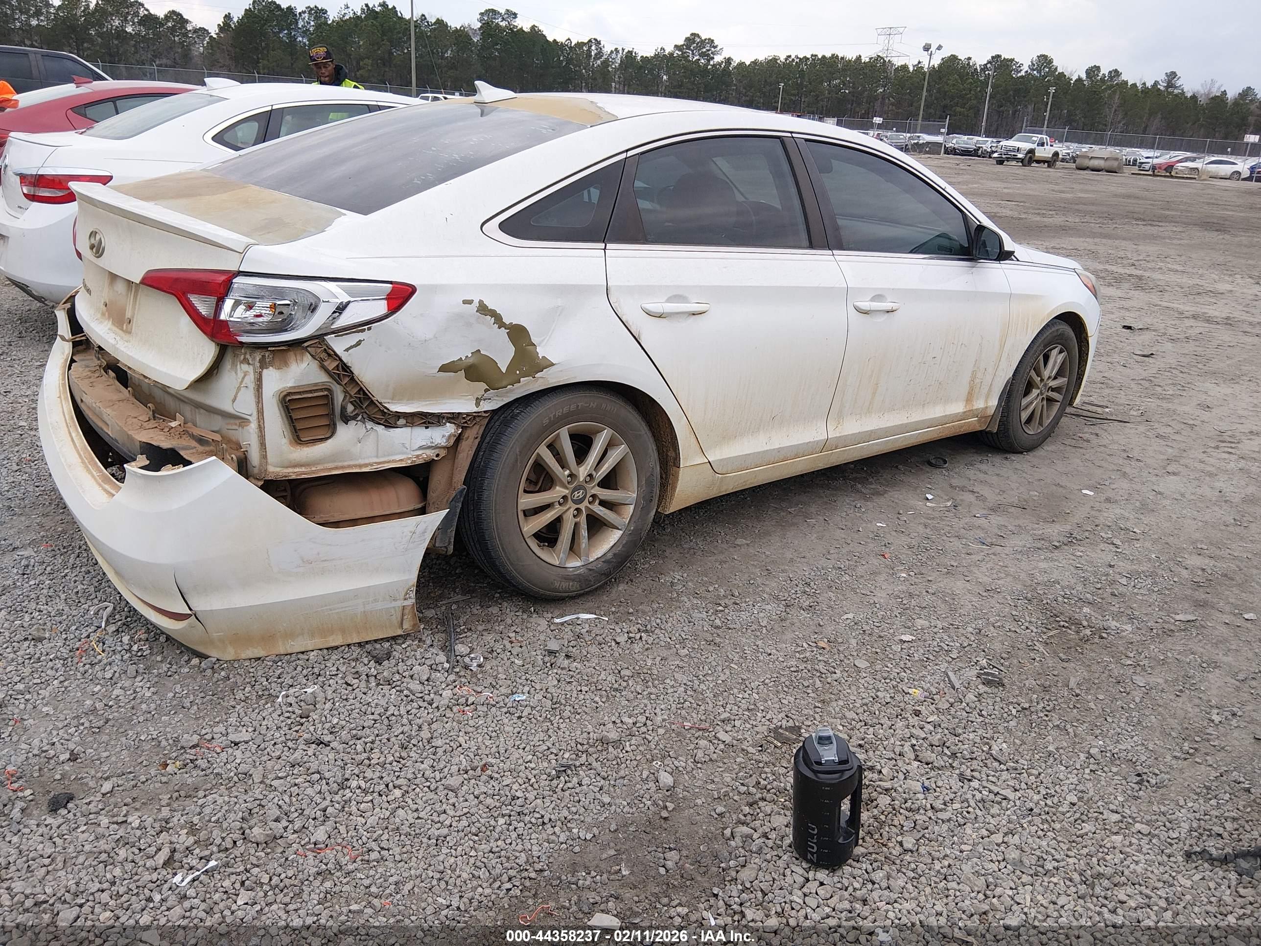 HYUNDAI SONATA image 4