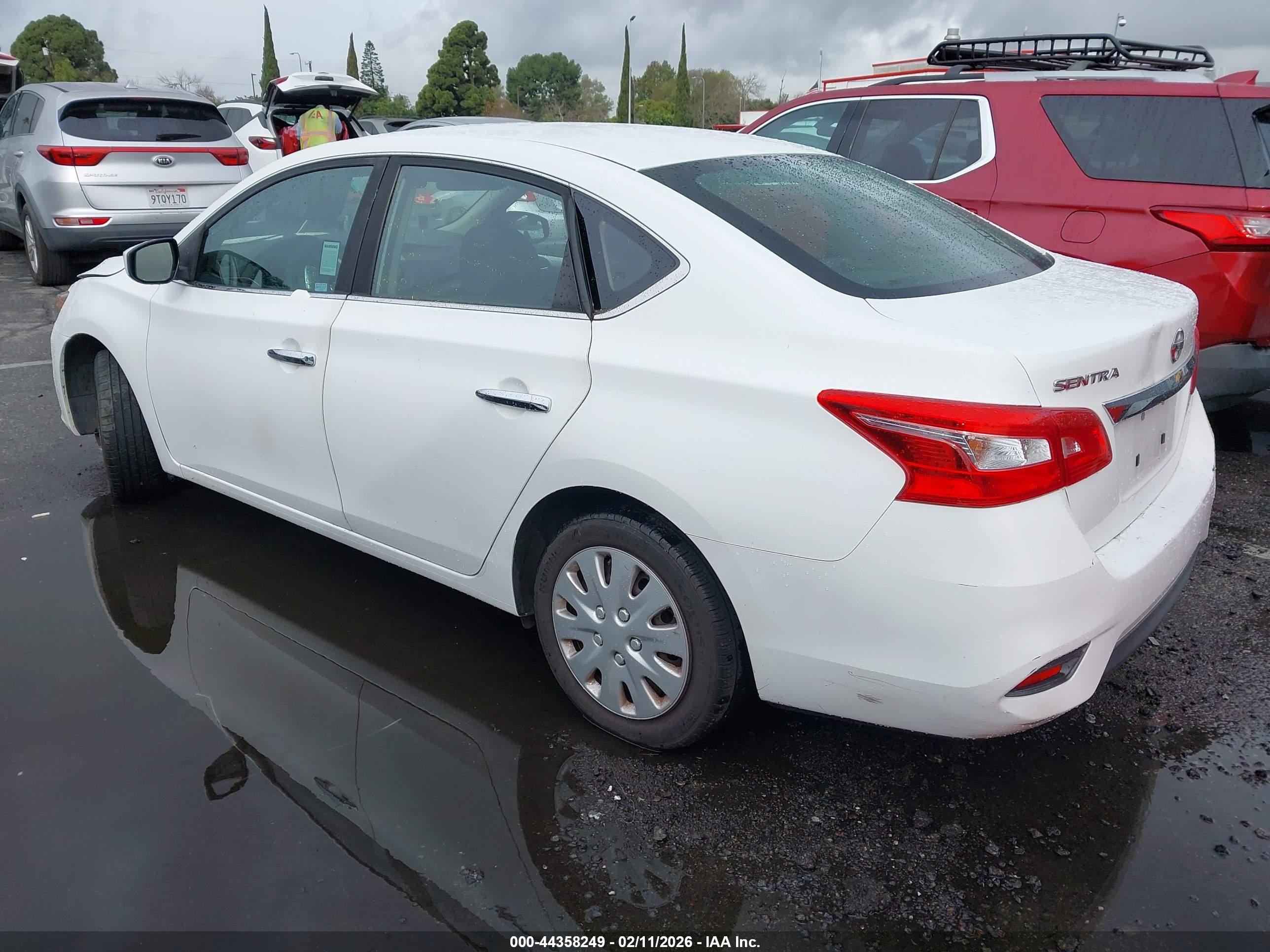 NISSAN SENTRA image 3