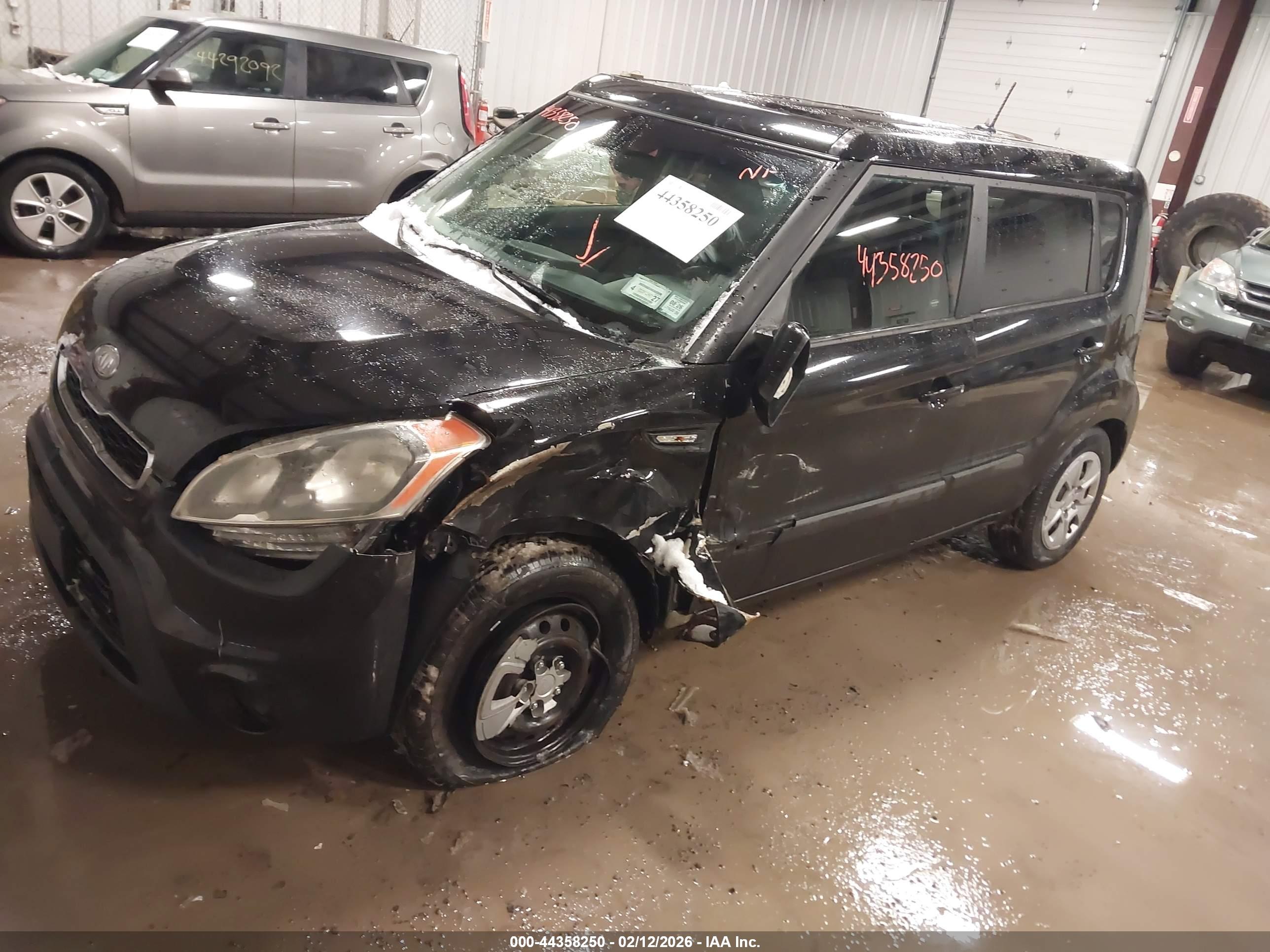 KIA SOUL image 2