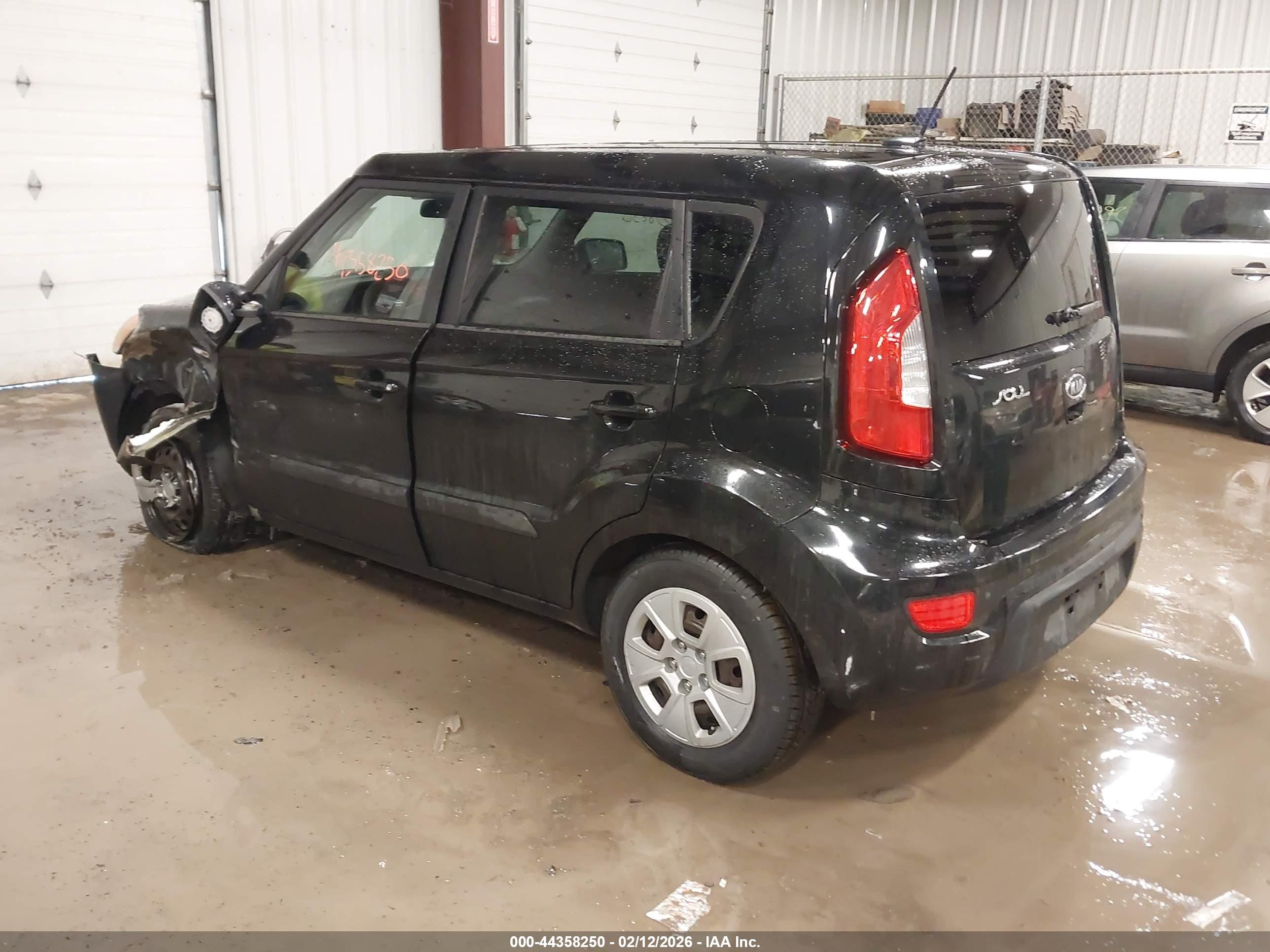 KIA SOUL image 3