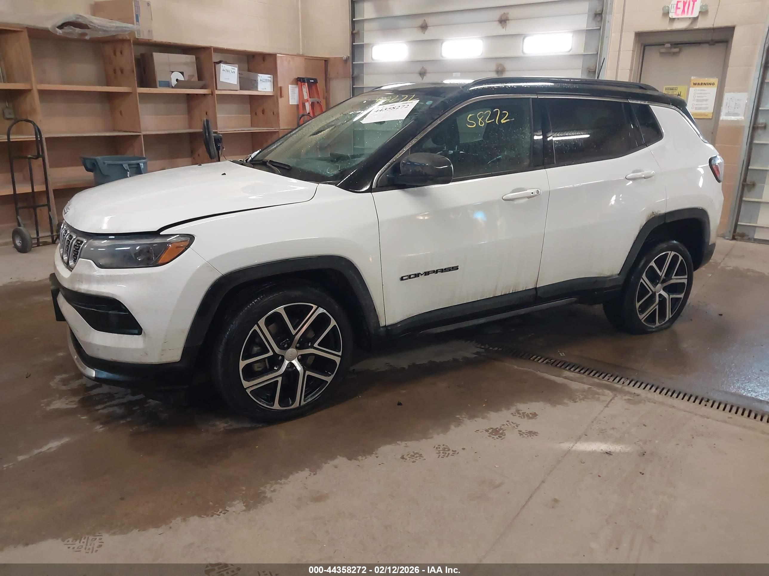 JEEP COMPASS image 2