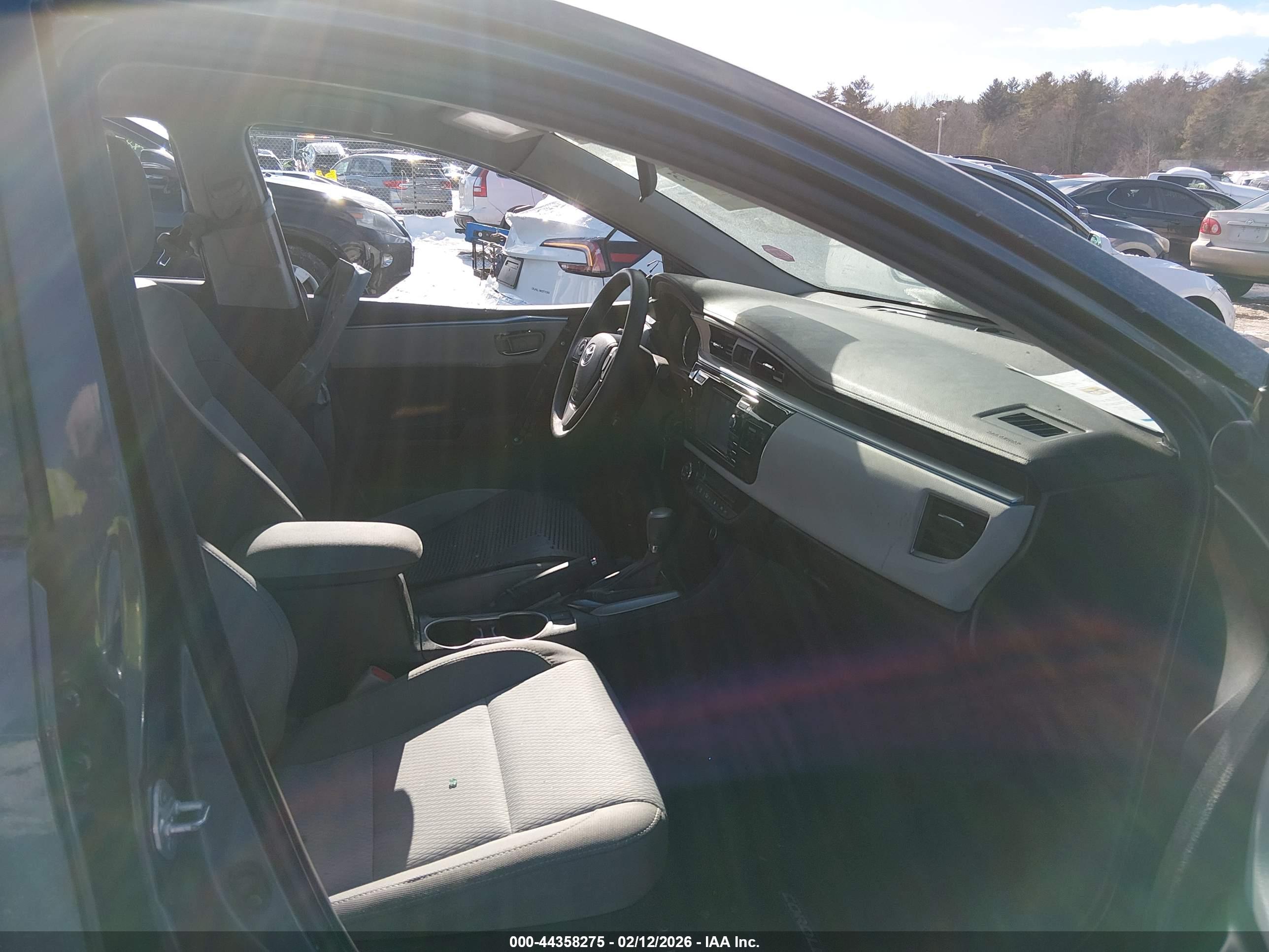 TOYOTA COROLLA image 5