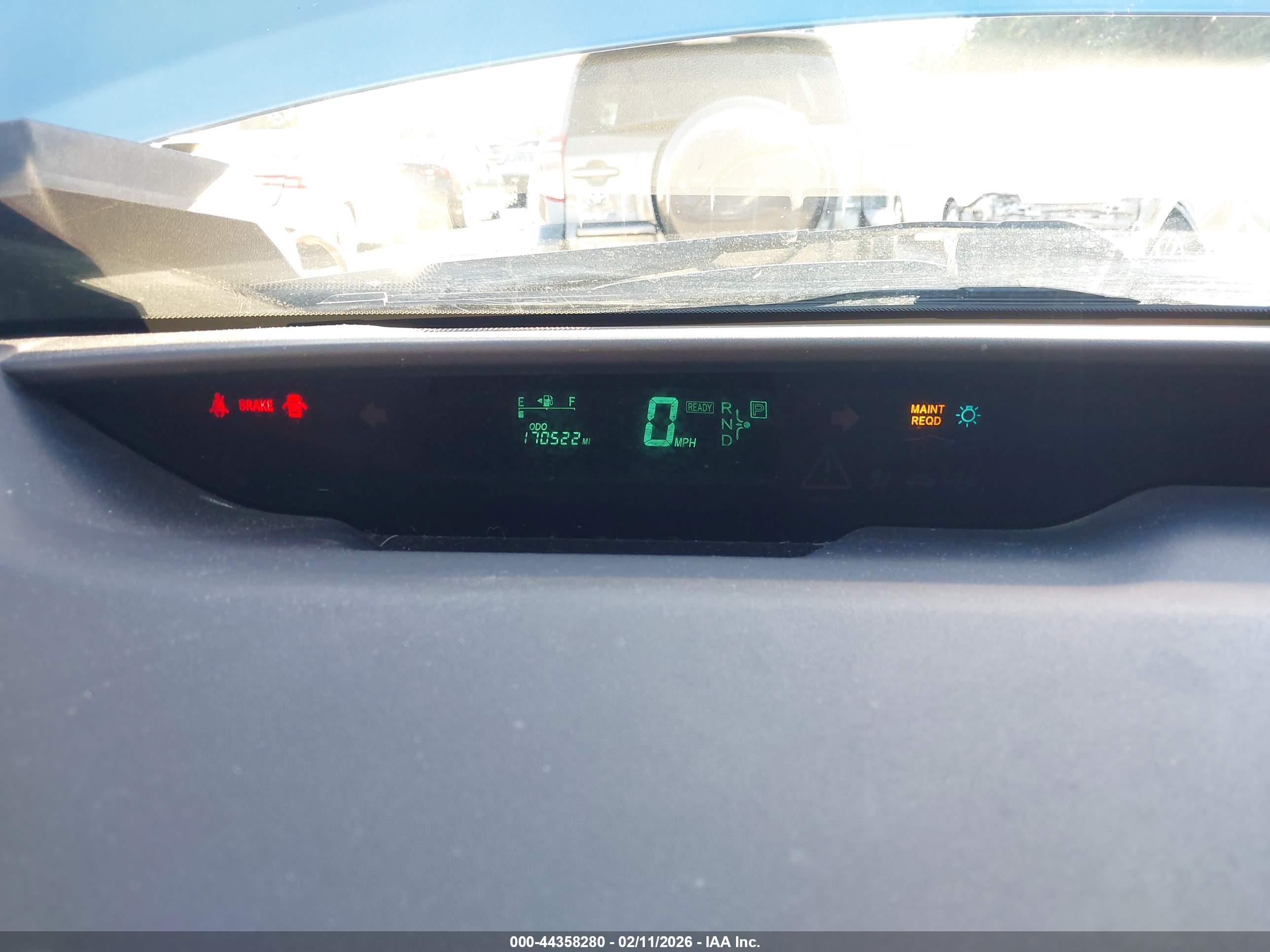 TOYOTA PRIUS image 7