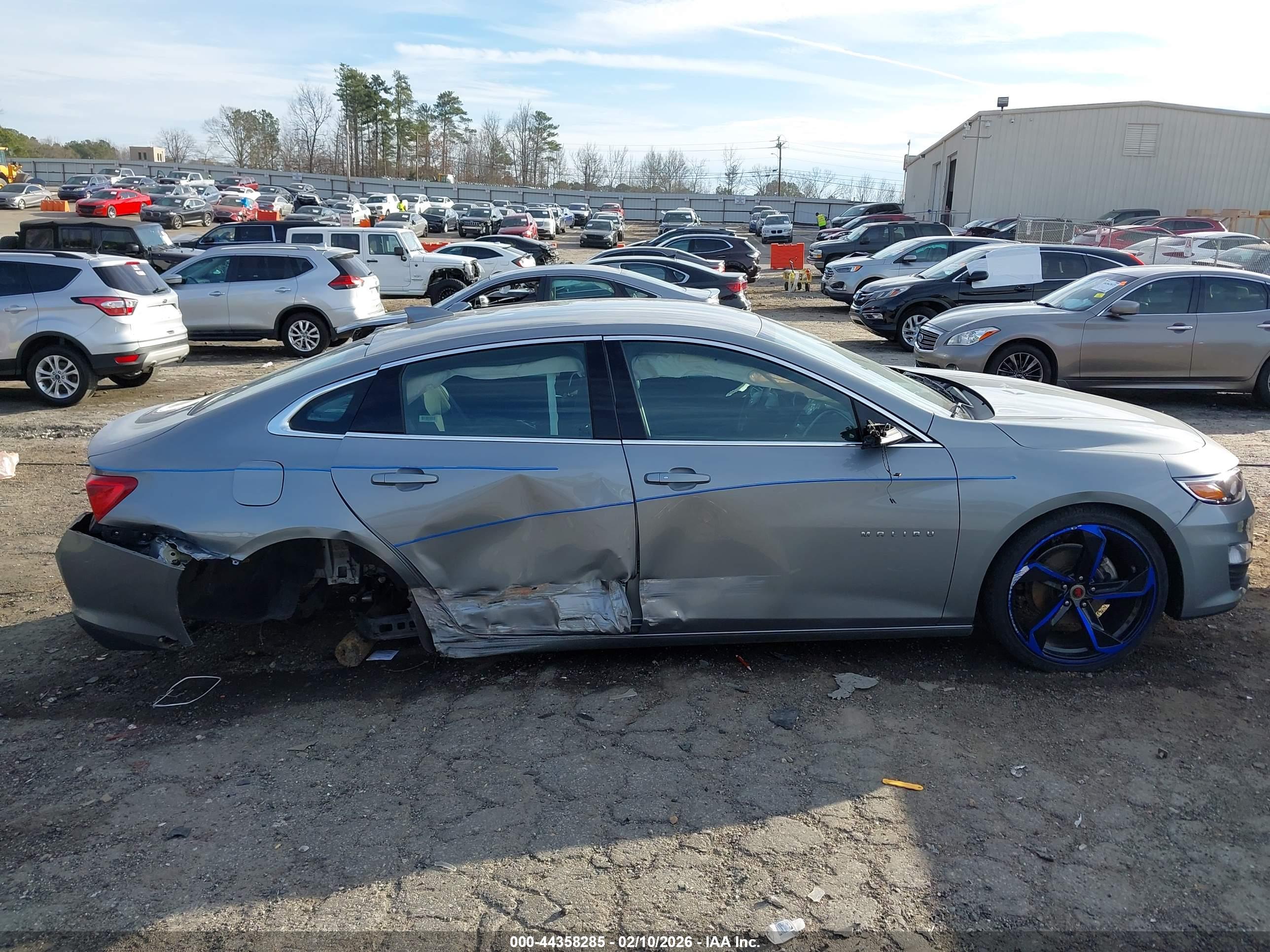 CHEVROLET MALIBU image 6