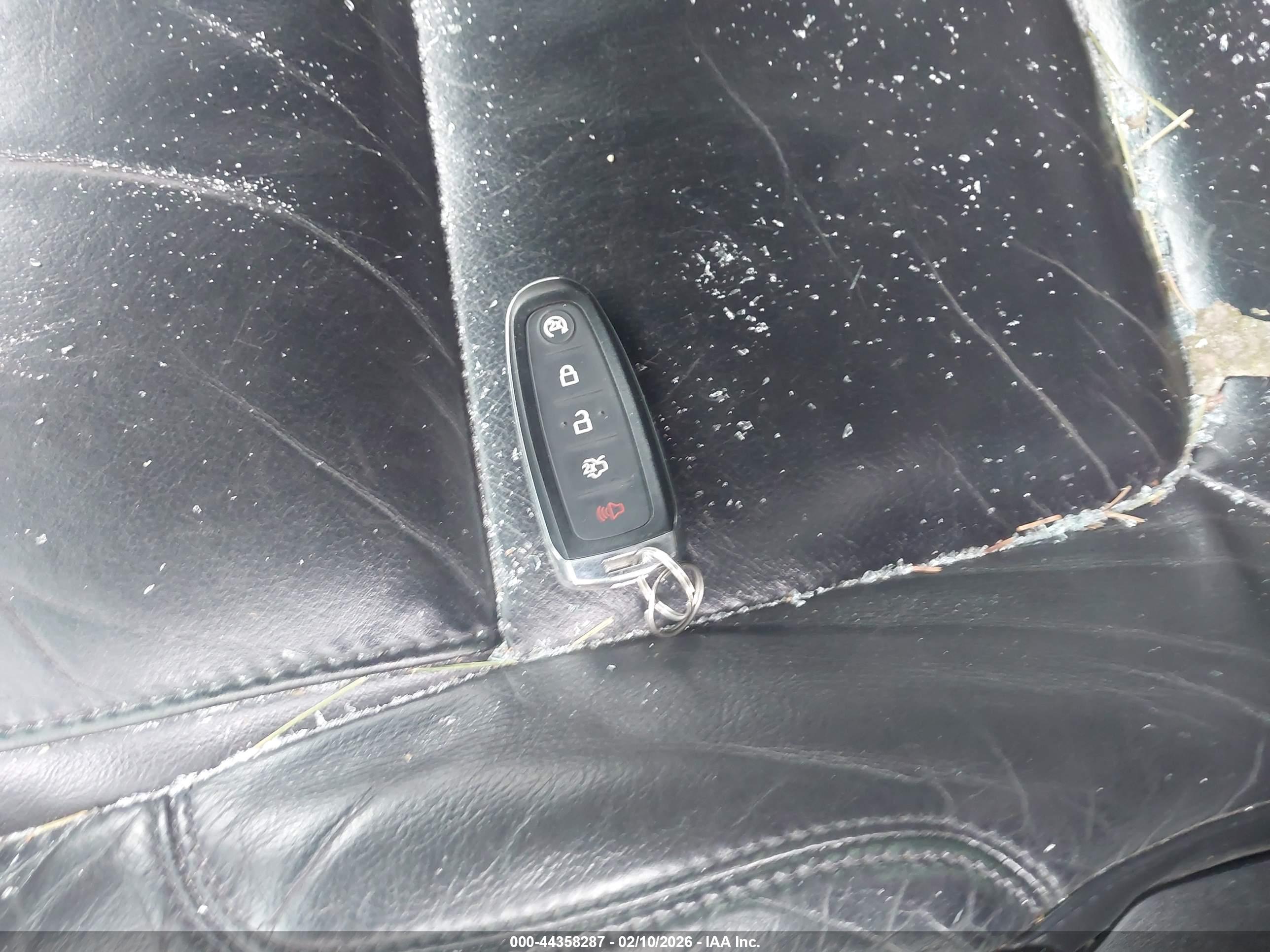 FORD EXPLORER image 11