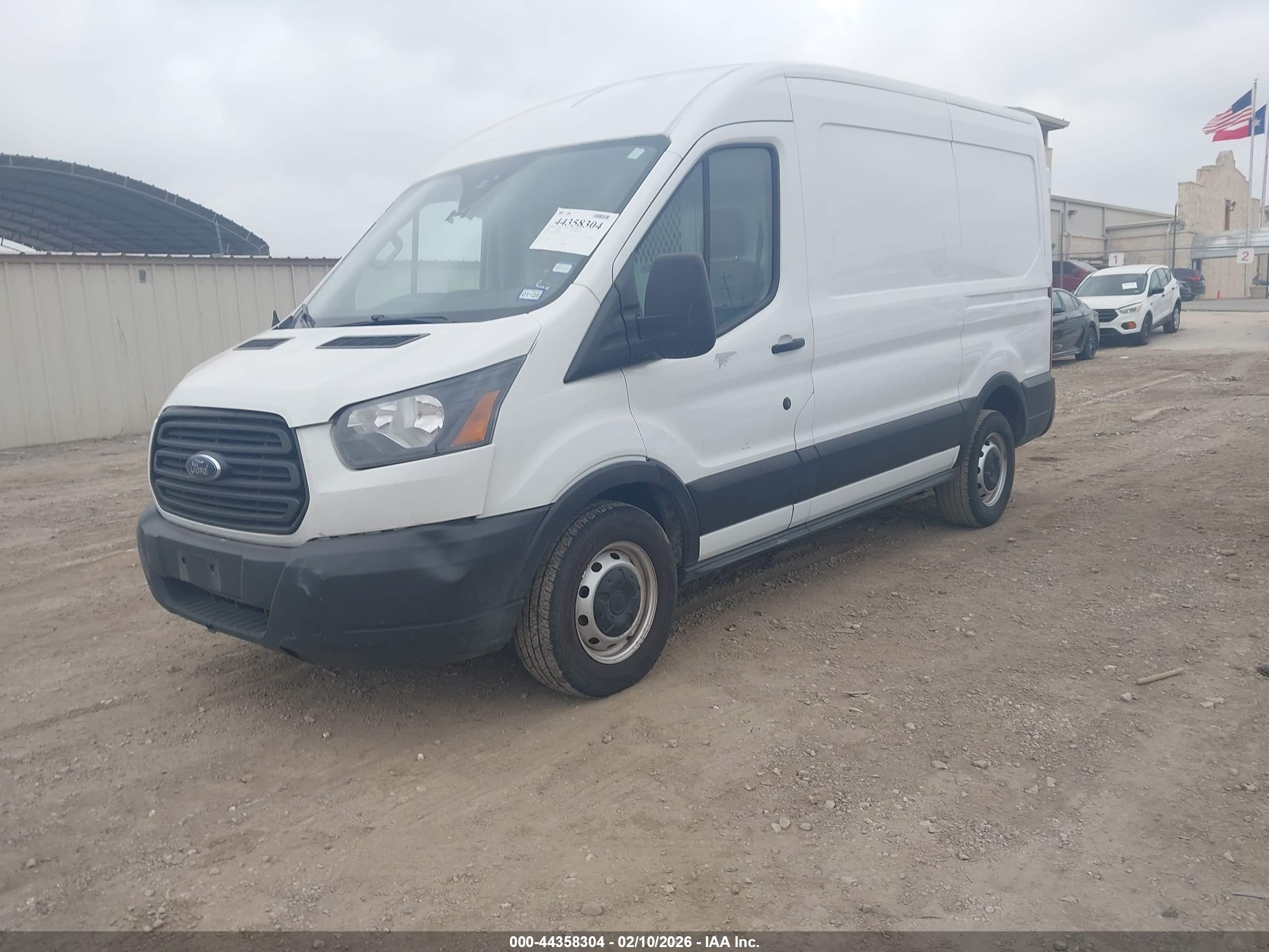 FORD TRANSIT-150 image 2