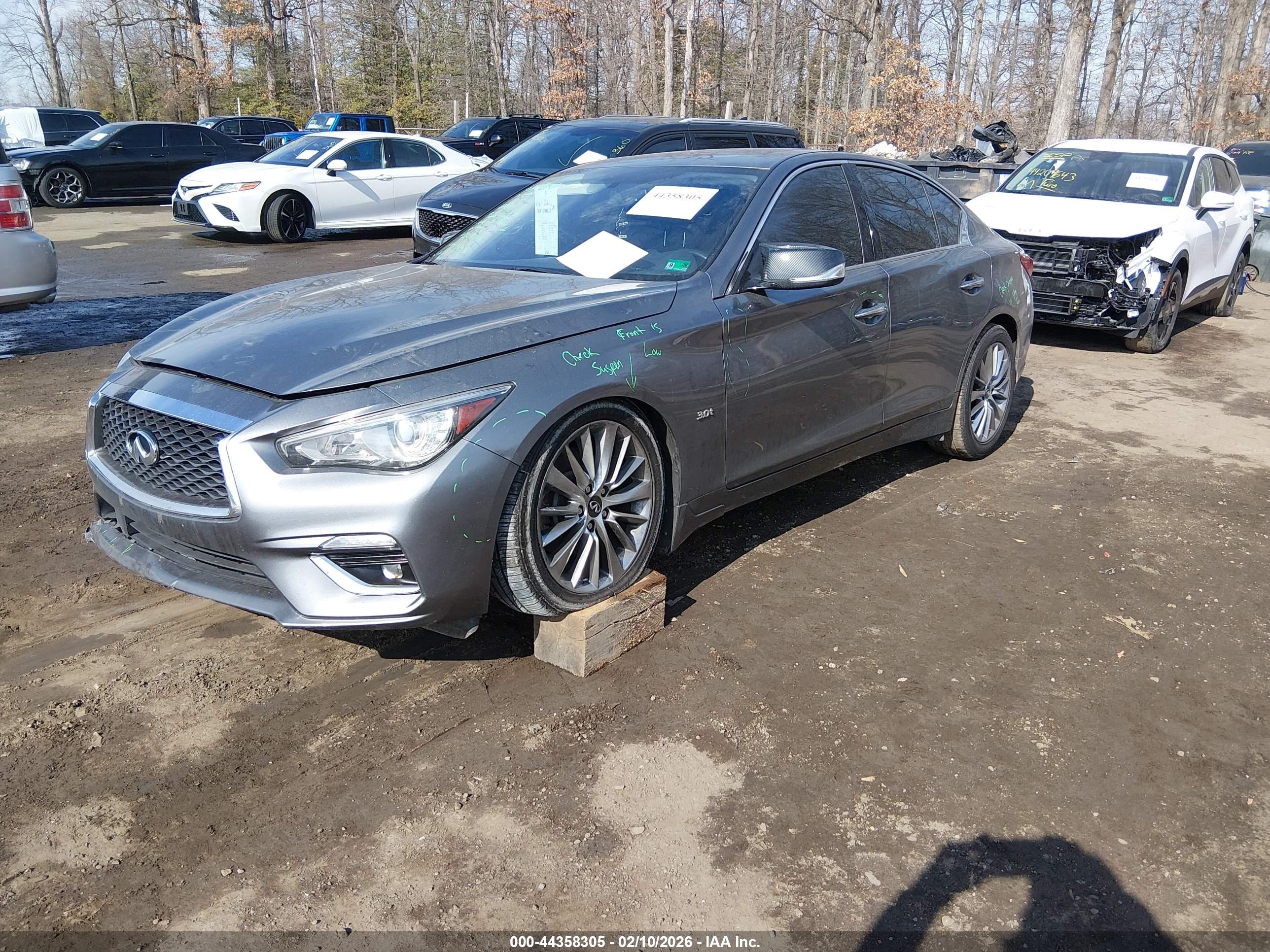 INFINITI Q50 image 2