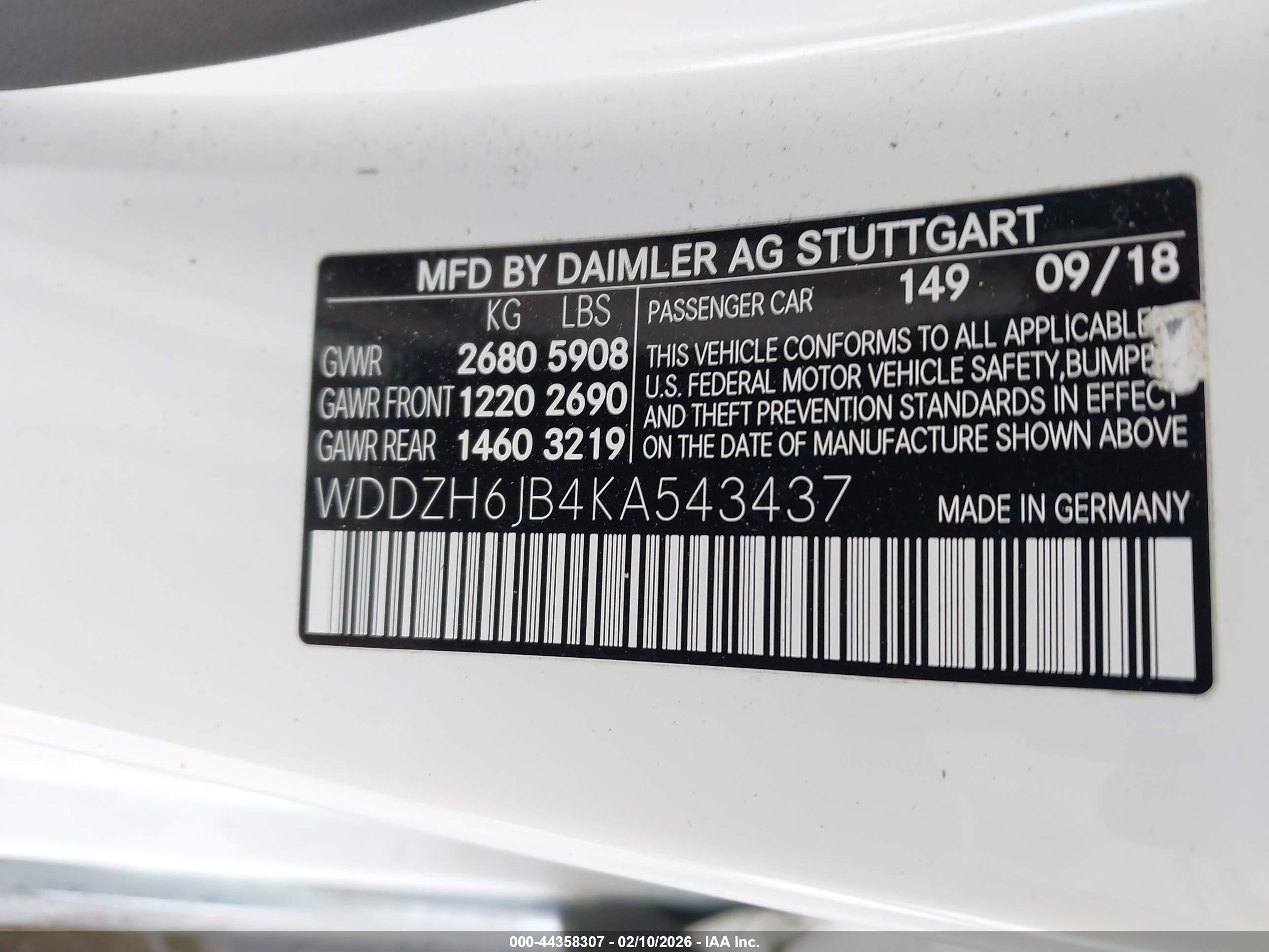MERCEDES-BENZ E image 9