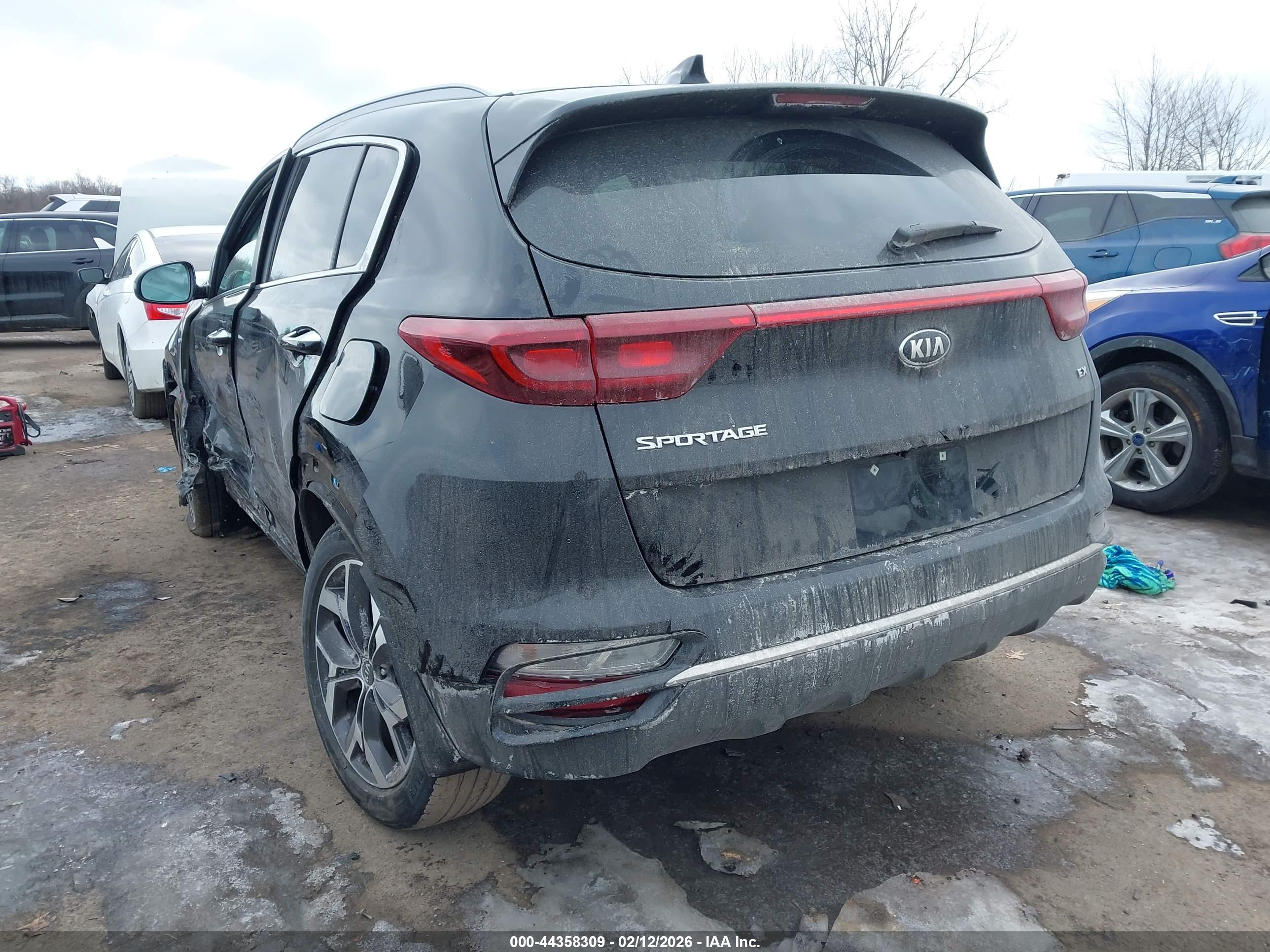 KIA SPORTAGE image 3