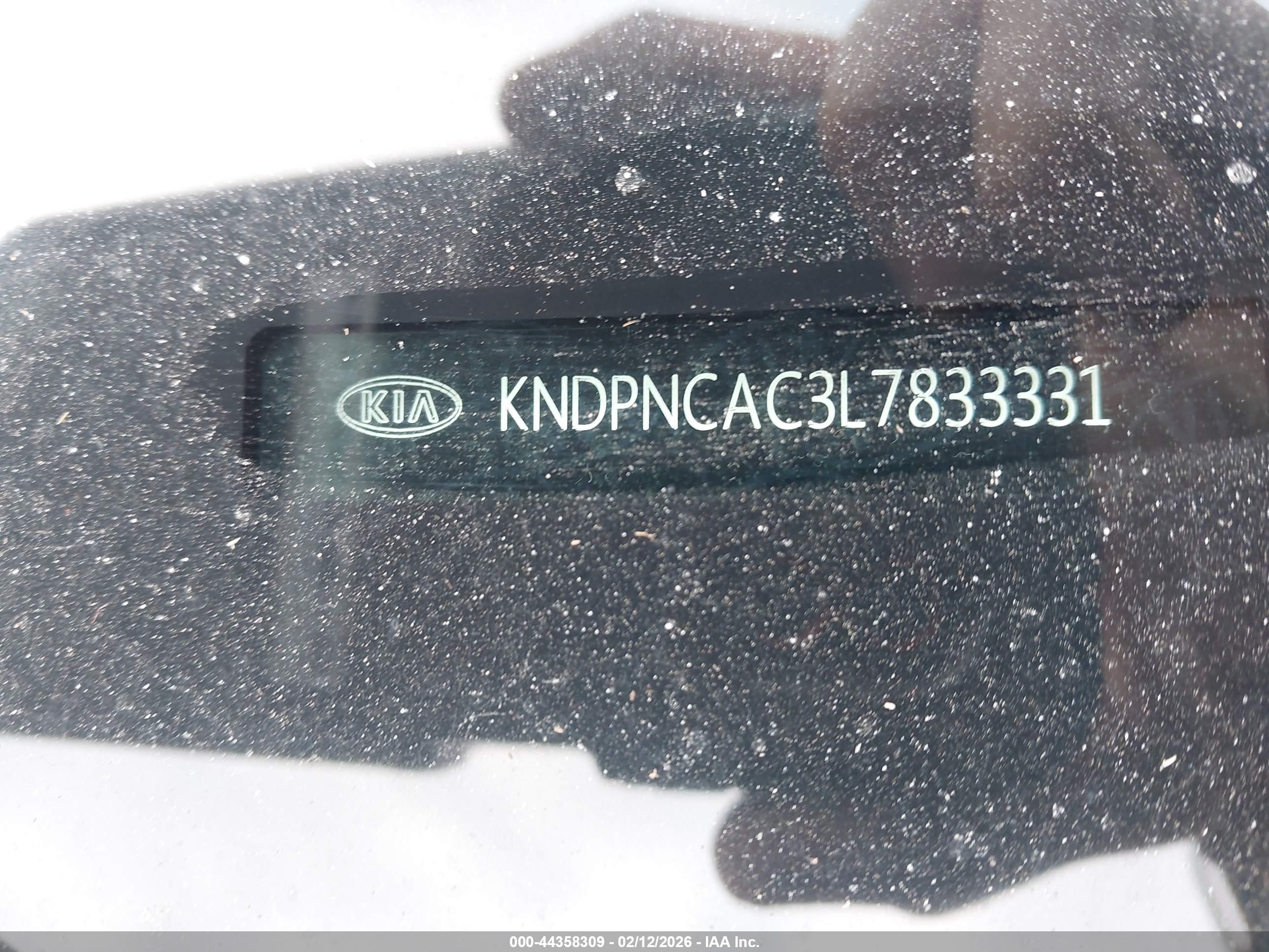 KIA SPORTAGE image 9