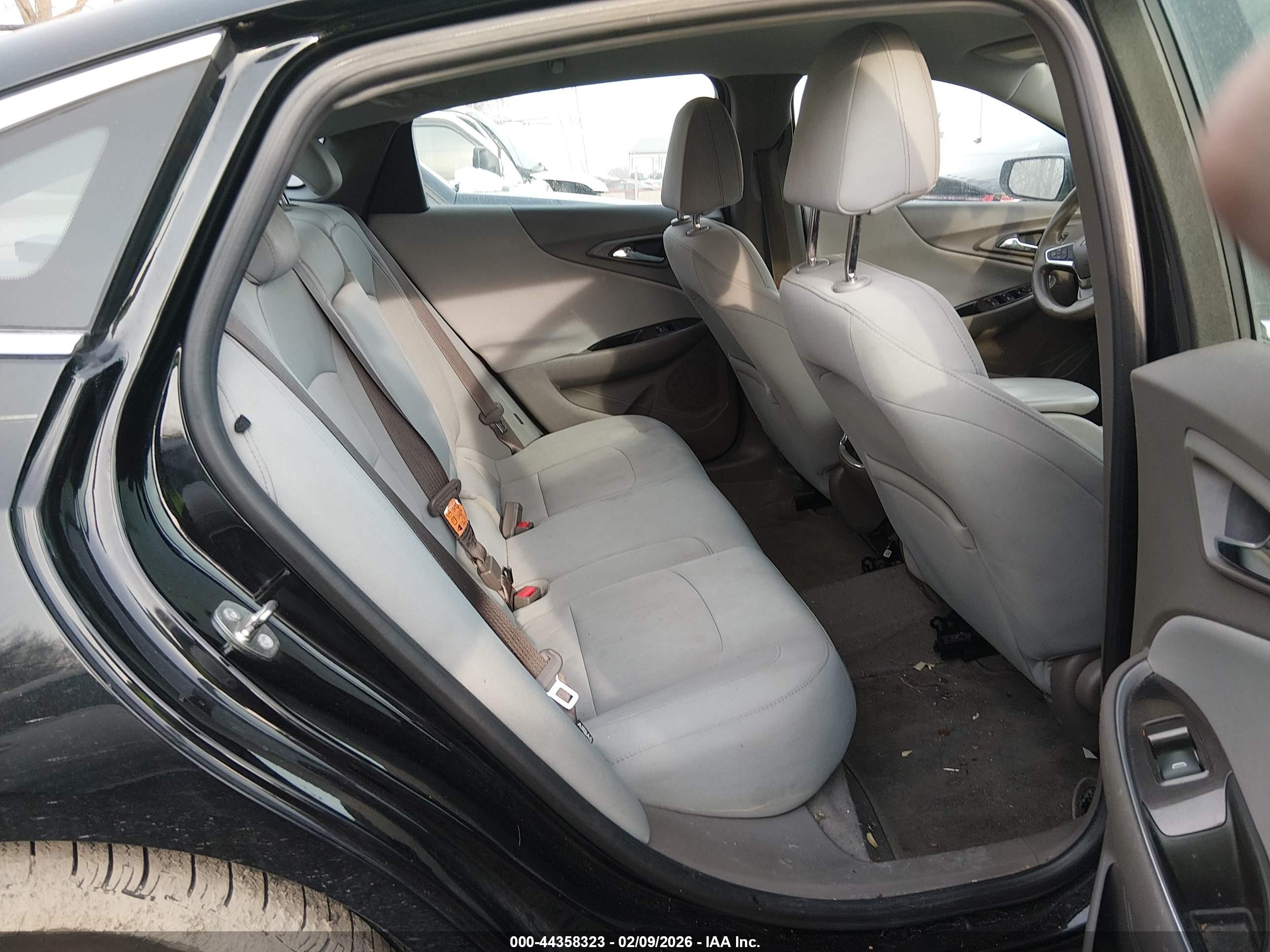 CHEVROLET MALIBU image 8