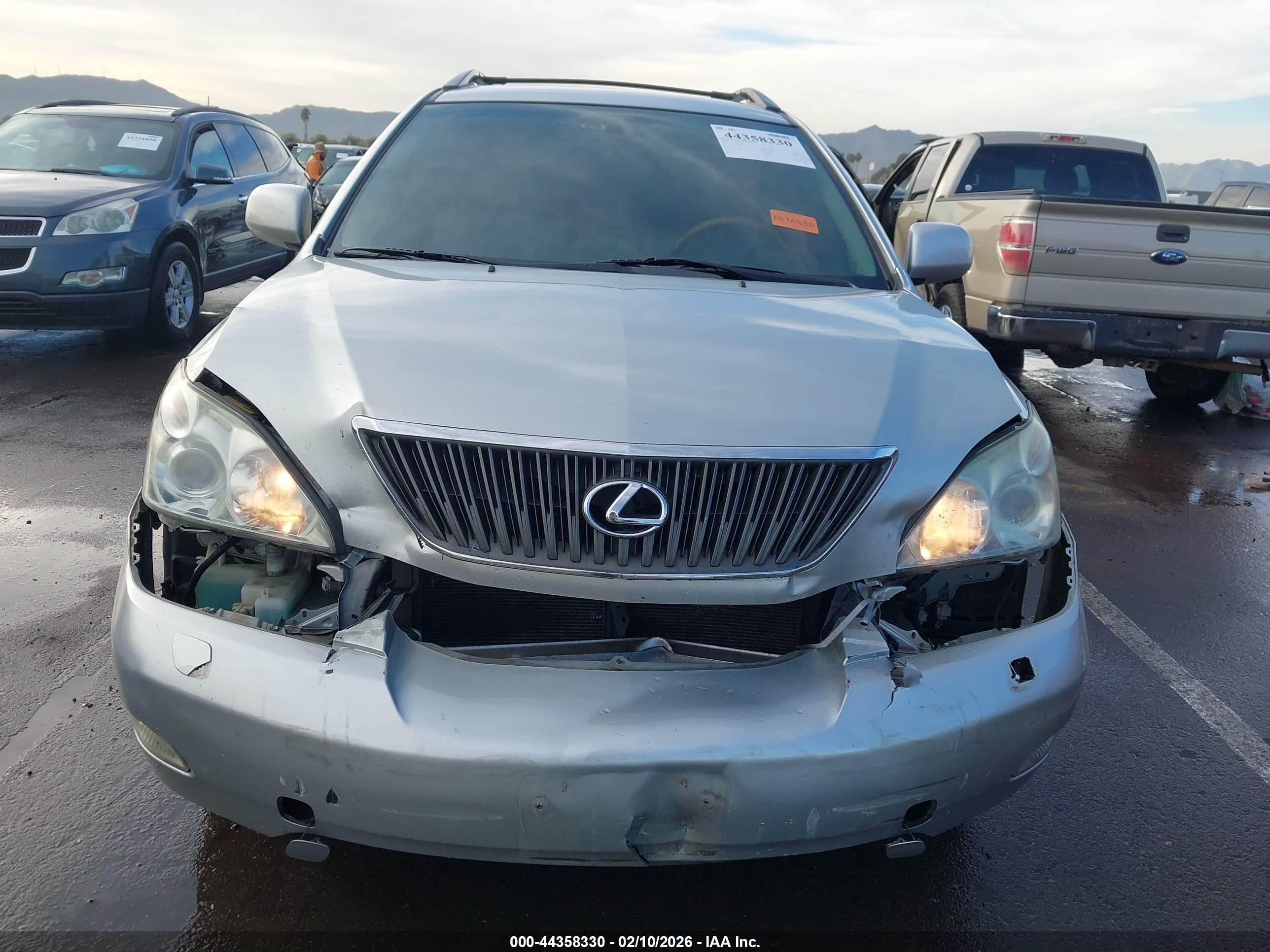 LEXUS RX image 6