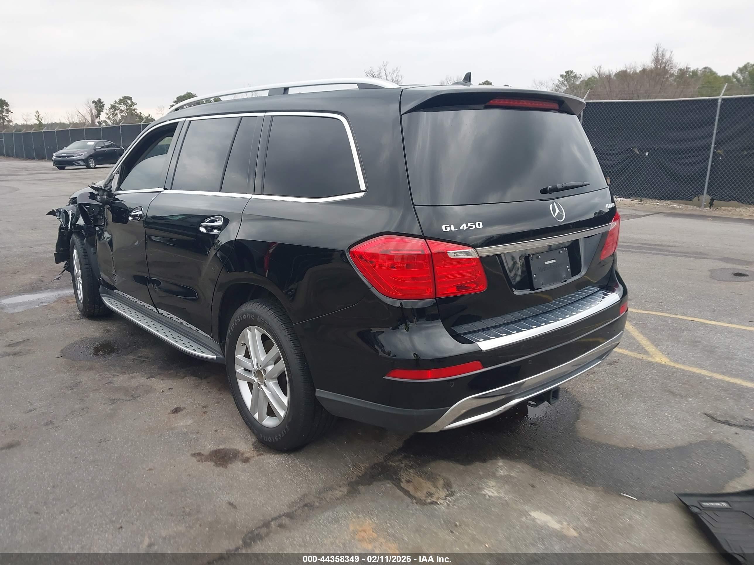 MERCEDES-BENZ GL image 3