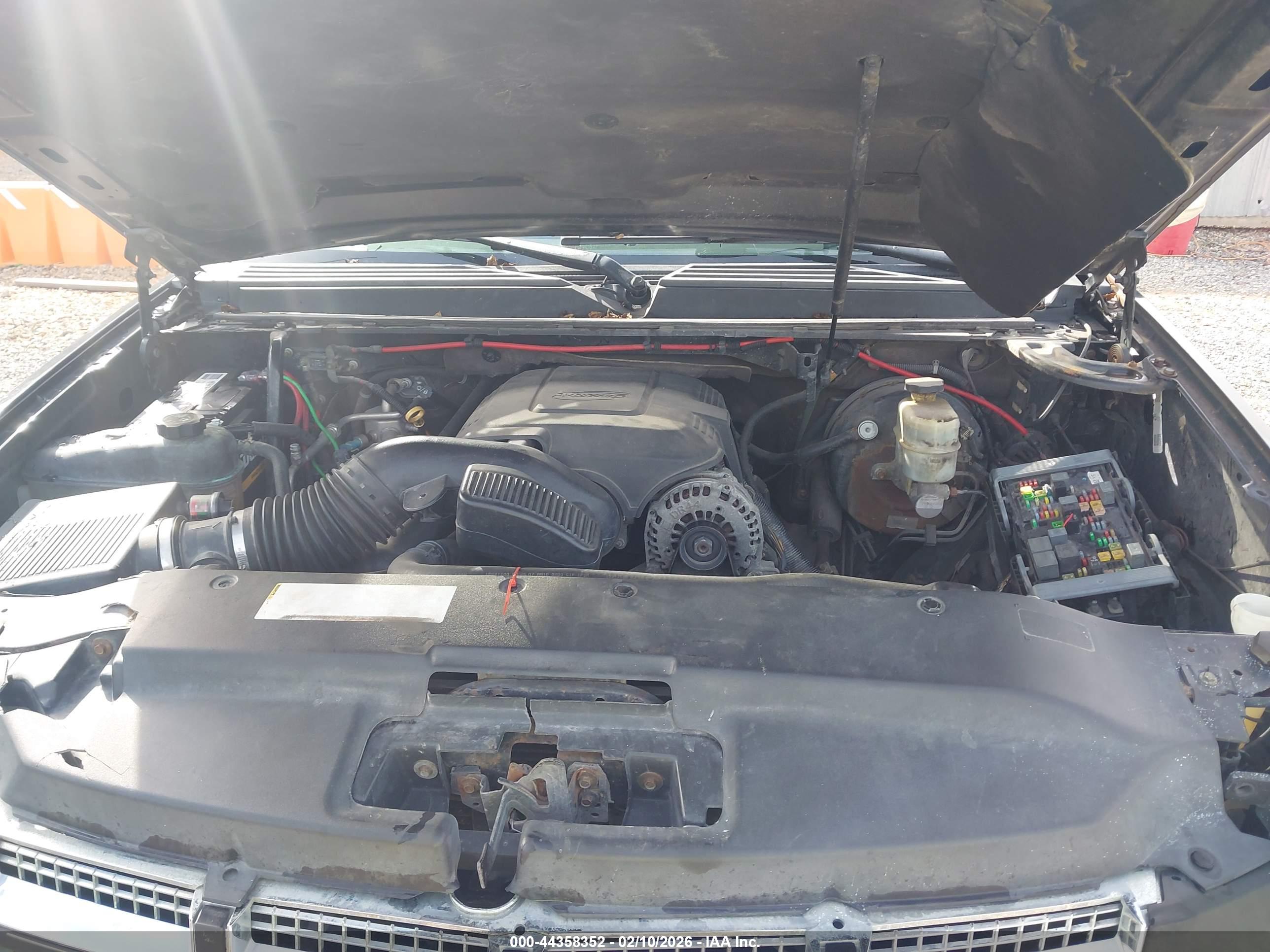 CADILLAC ESCALADE image 10