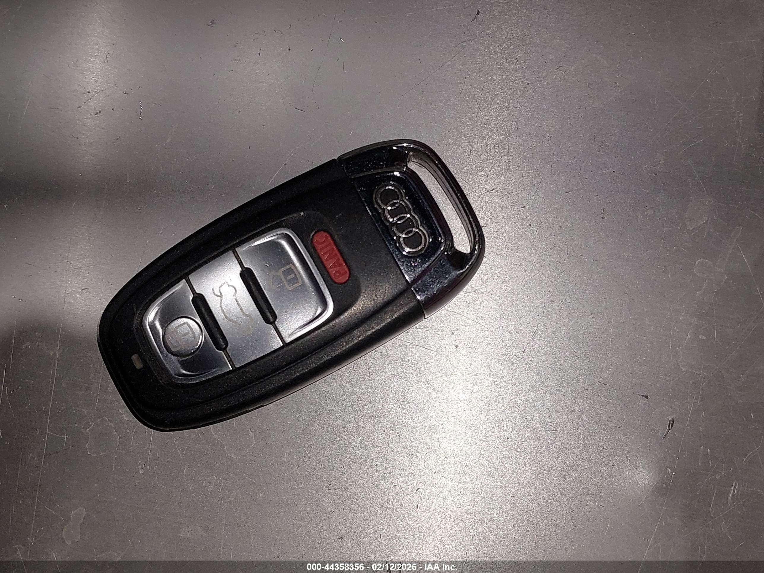 AUDI A6 image 11