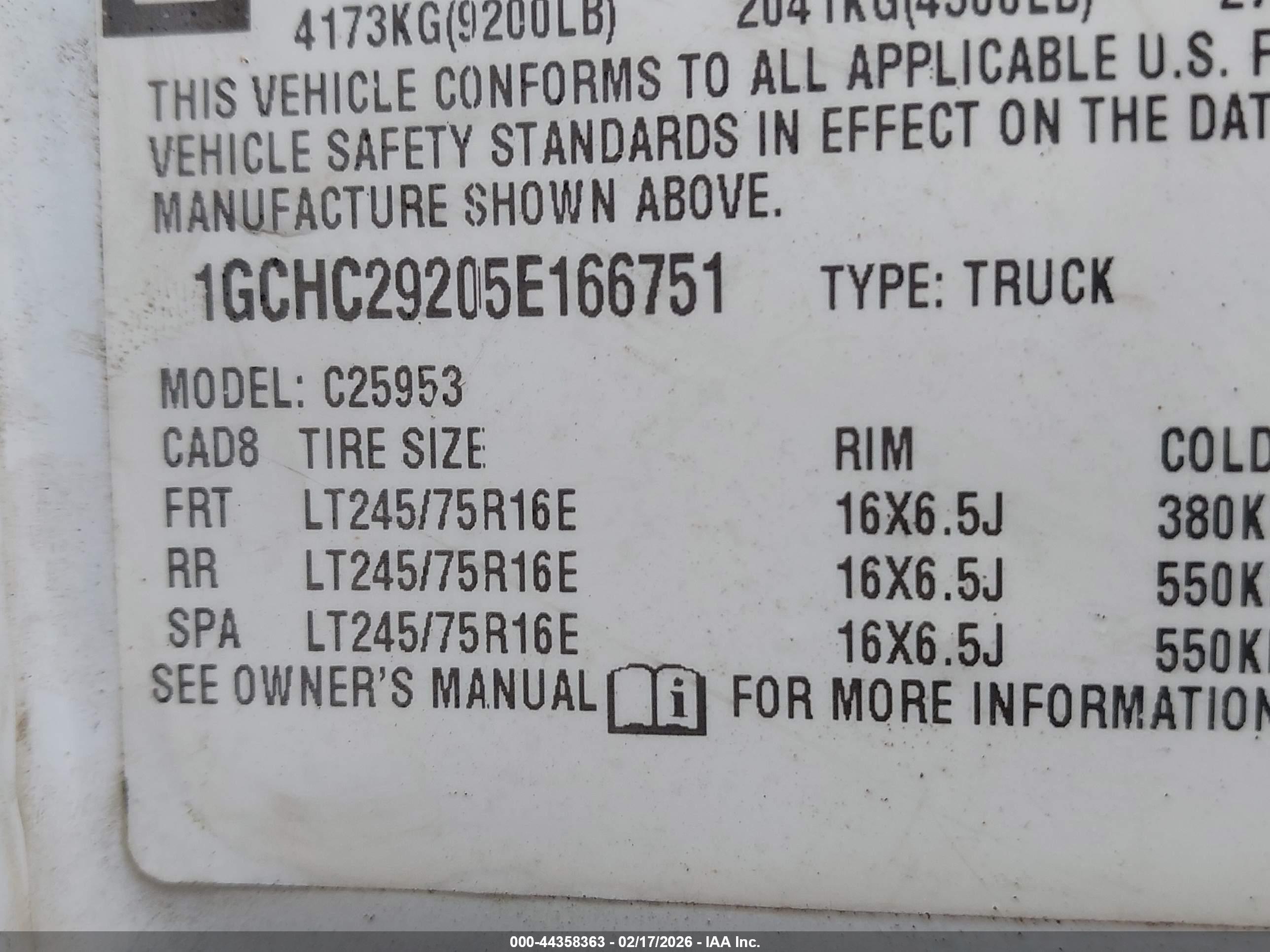 CHEVROLET SILVERADO image 9