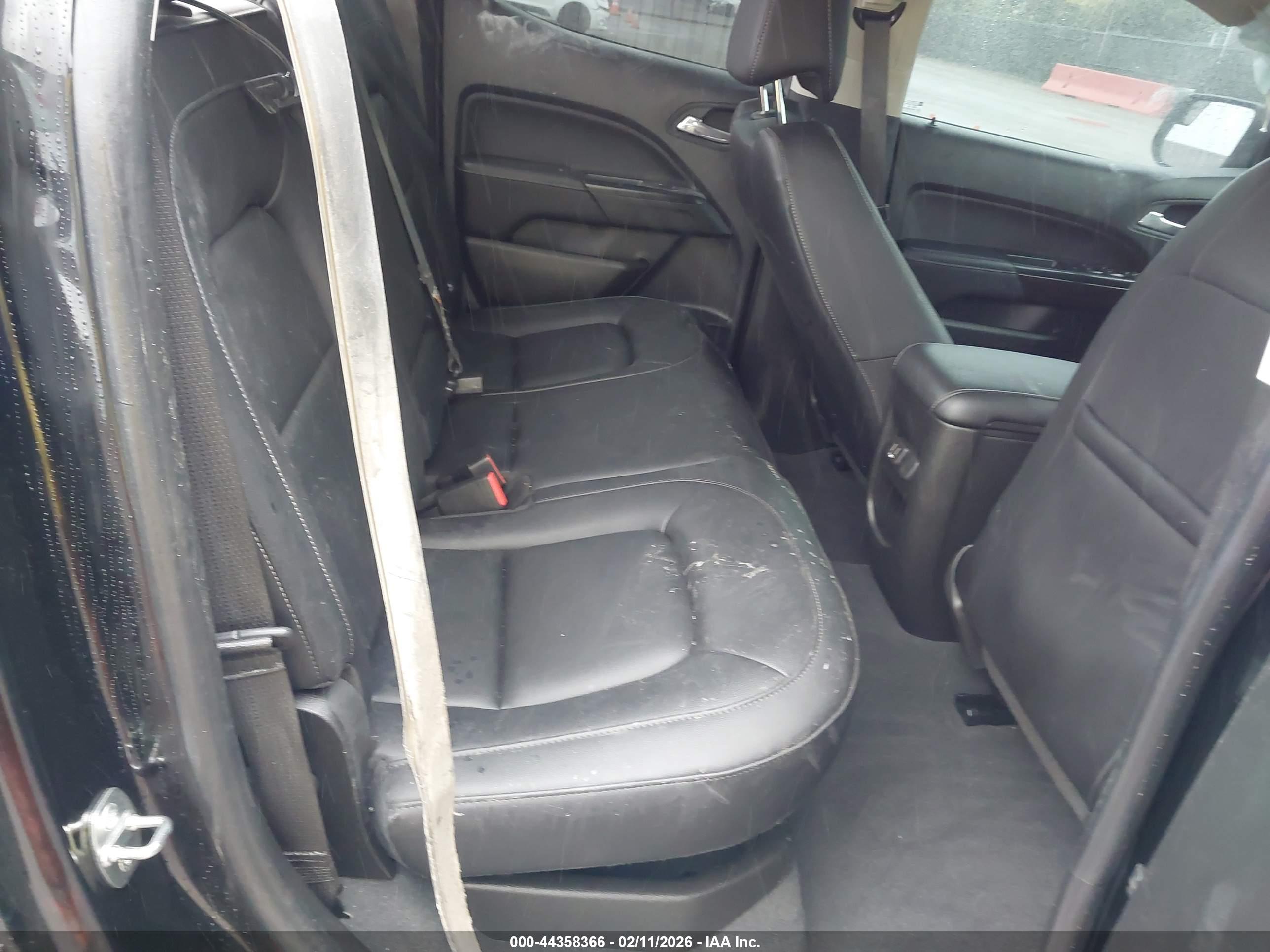 GMC CANYON image 8