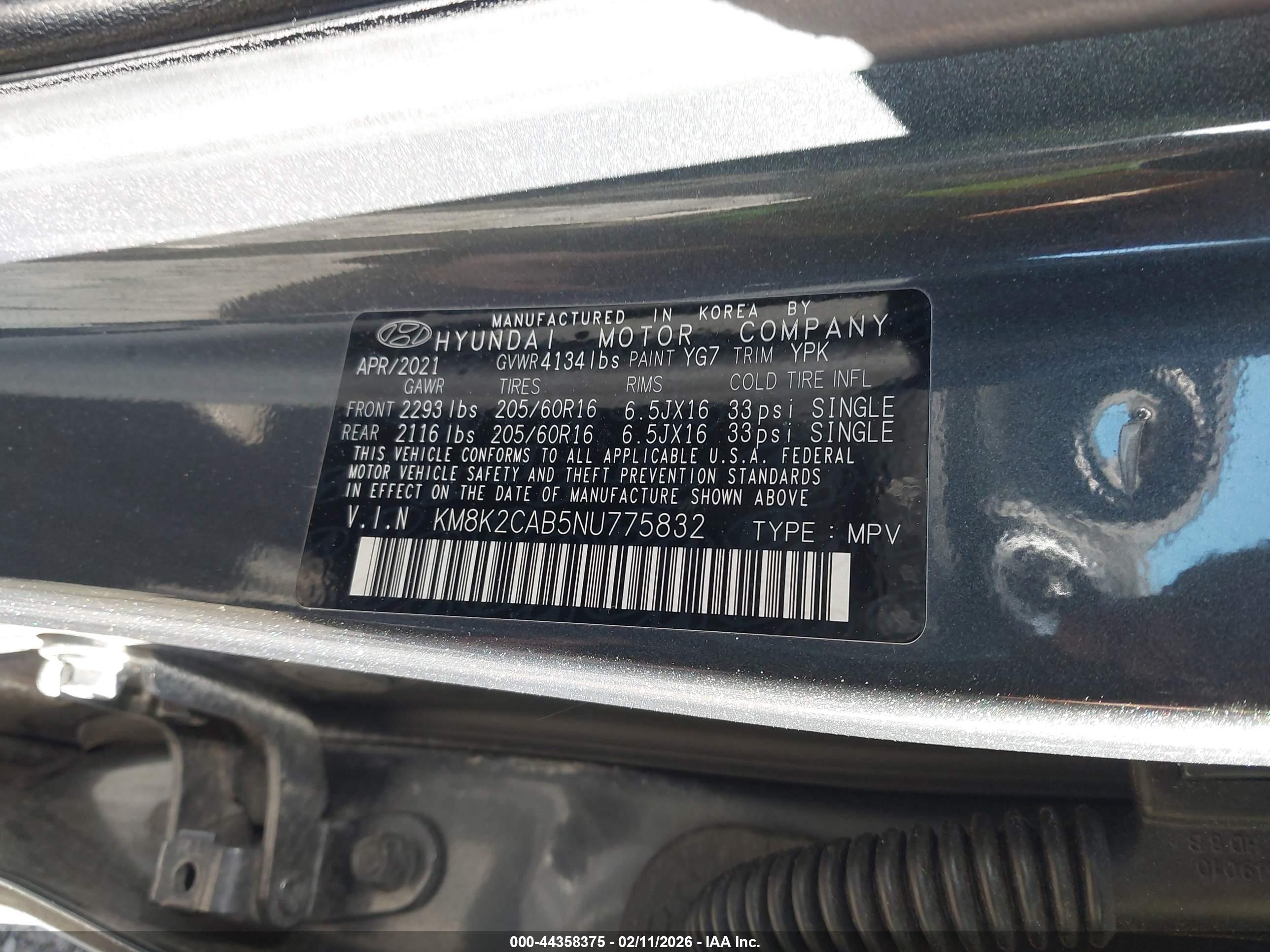 HYUNDAI KONA image 9