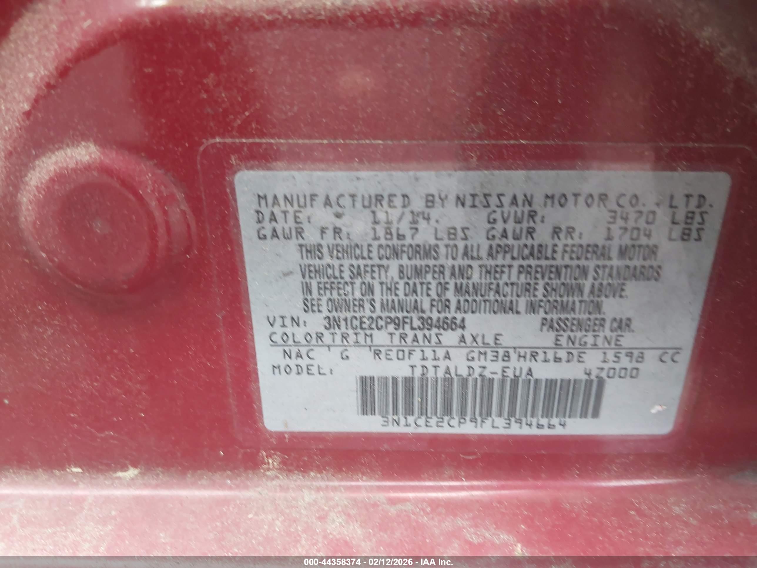 NISSAN VERSA image 9