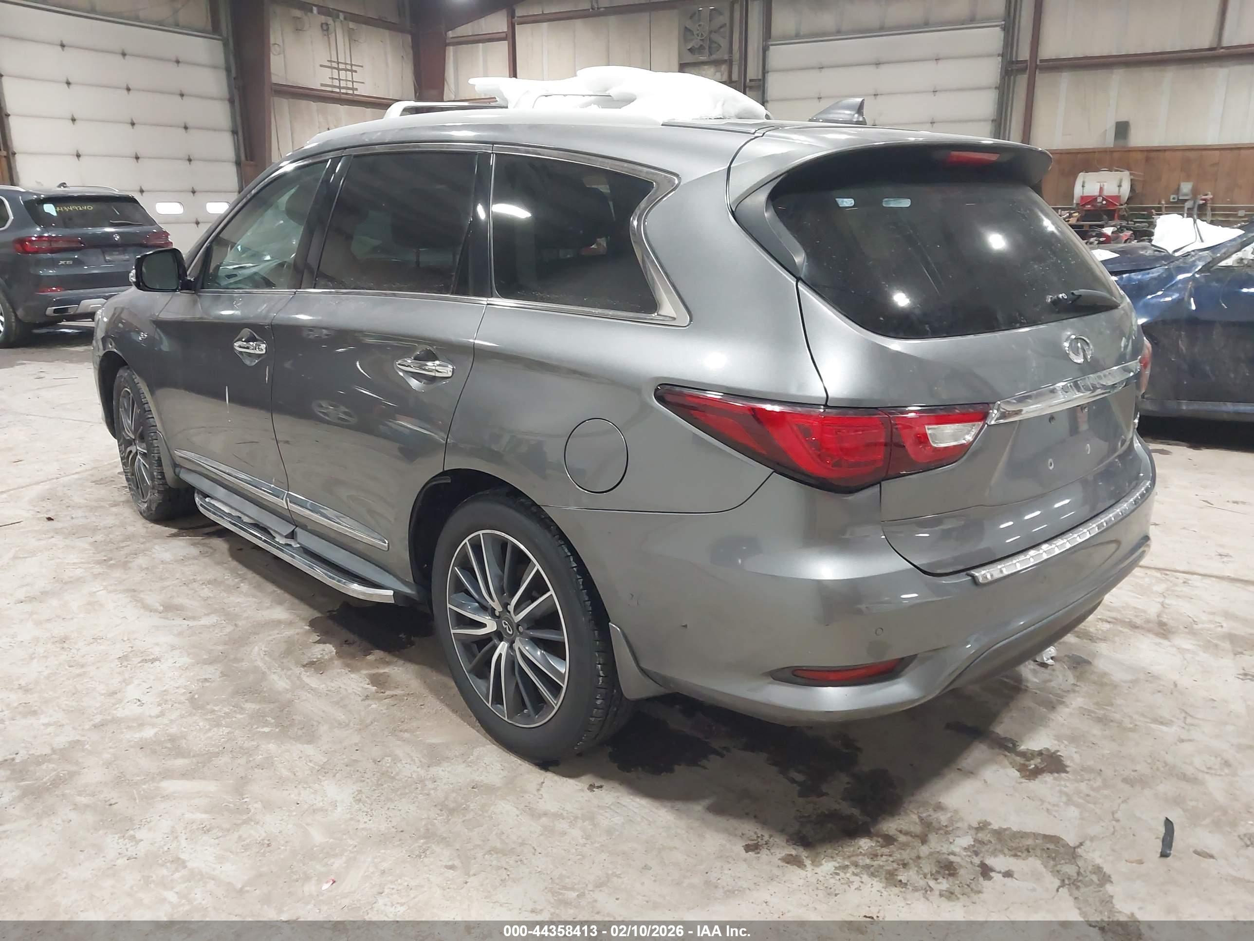 INFINITI QX60 image 3