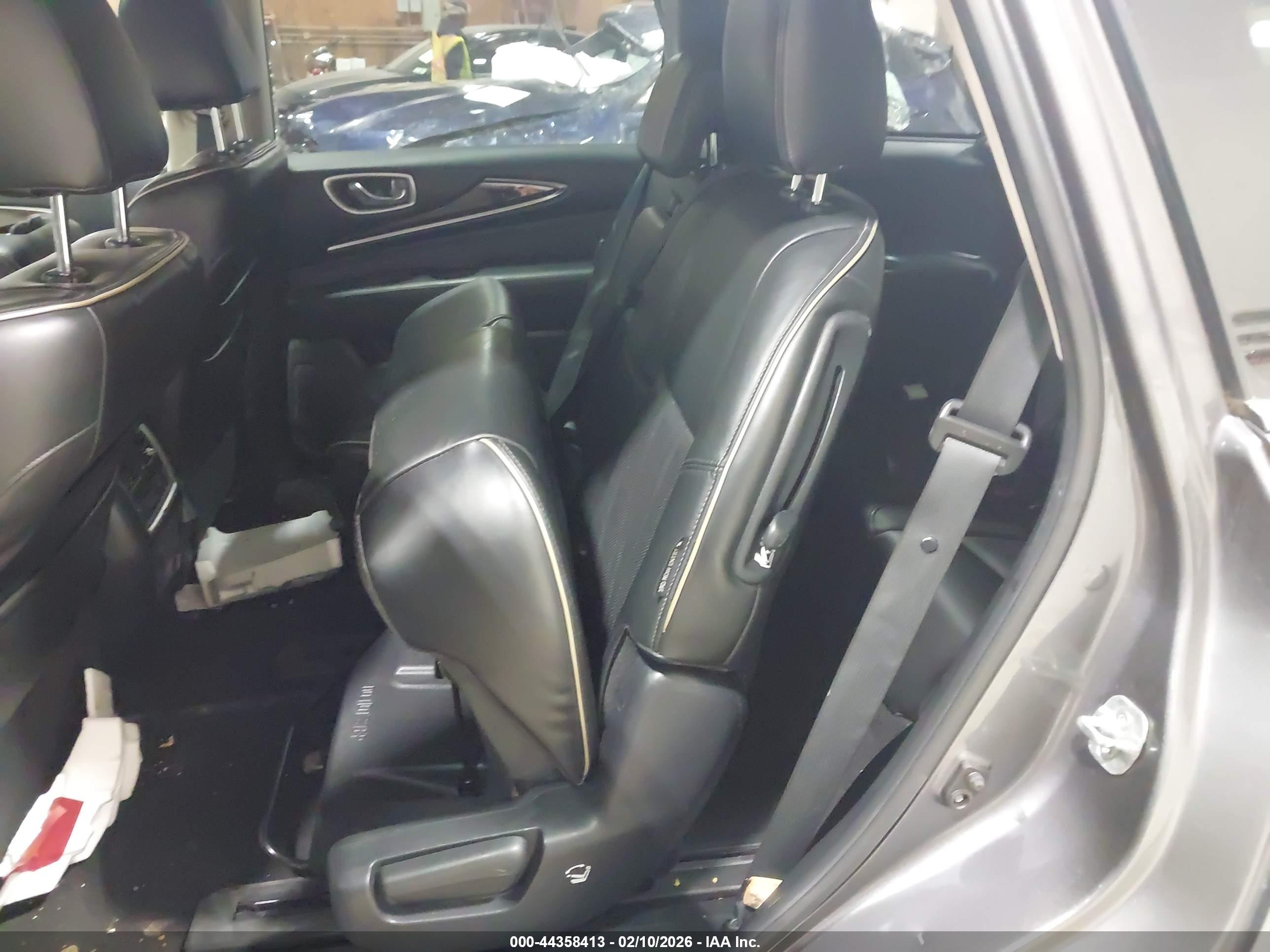 INFINITI QX60 image 8