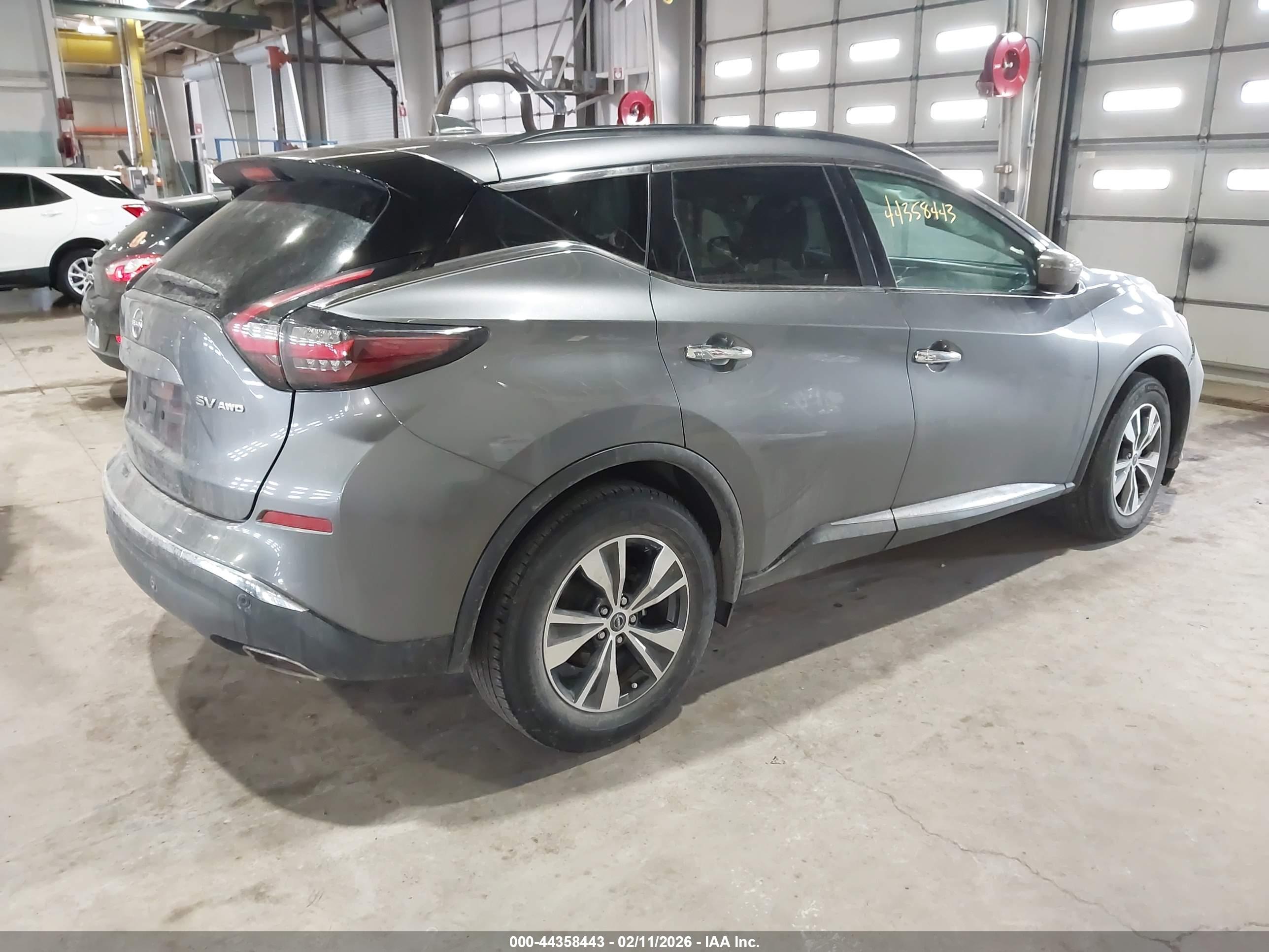 NISSAN MURANO image 4