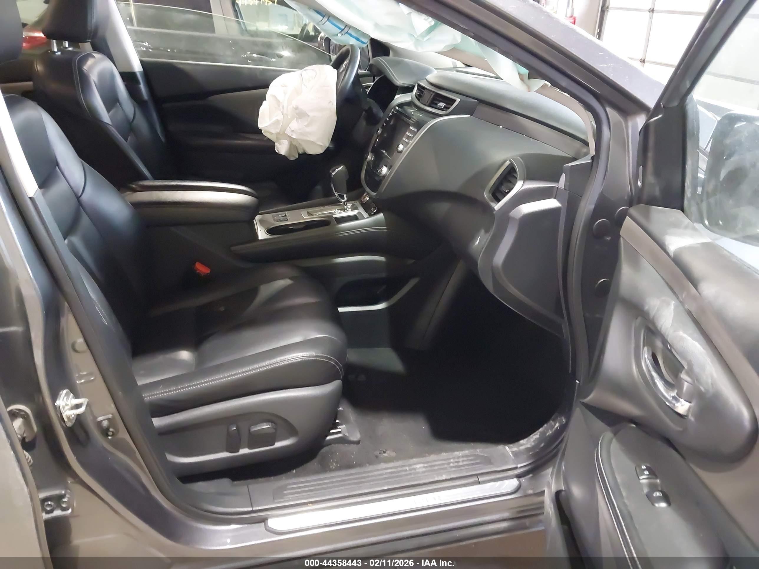 NISSAN MURANO image 5