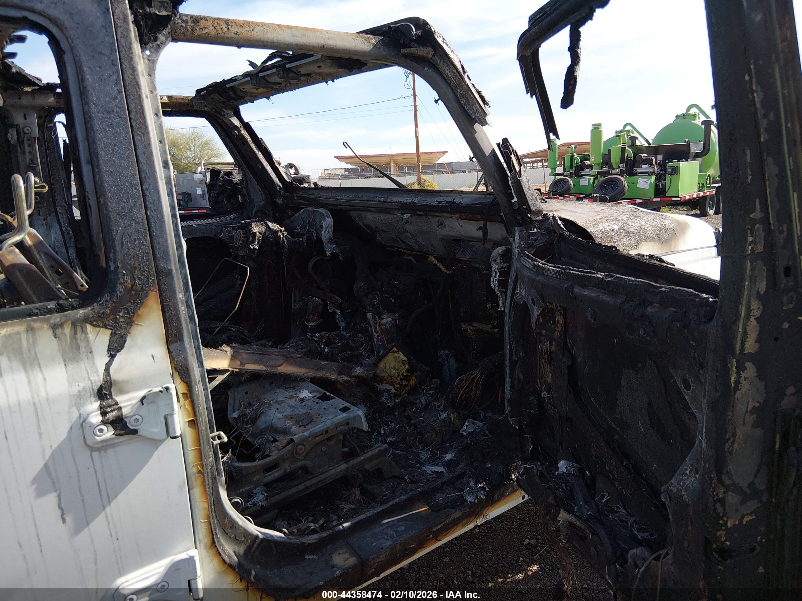 JEEP WRANGLER image 5