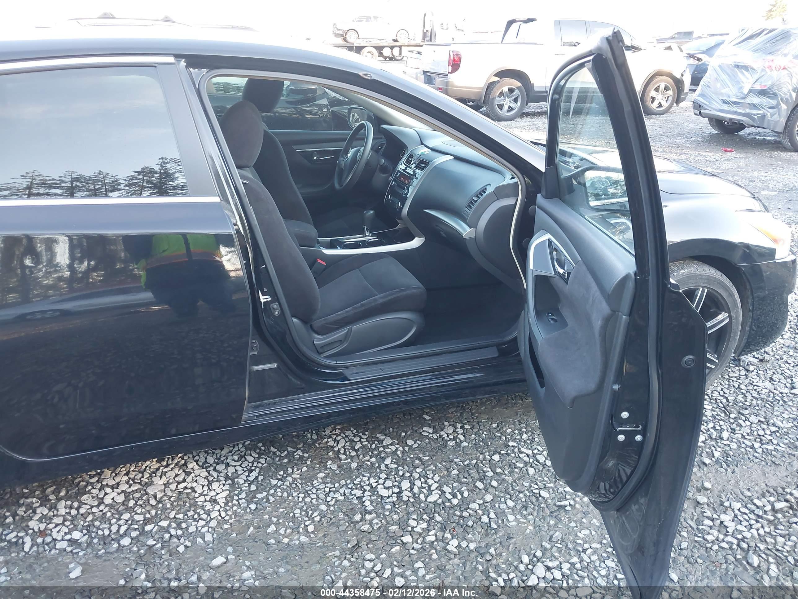 NISSAN ALTIMA image 5