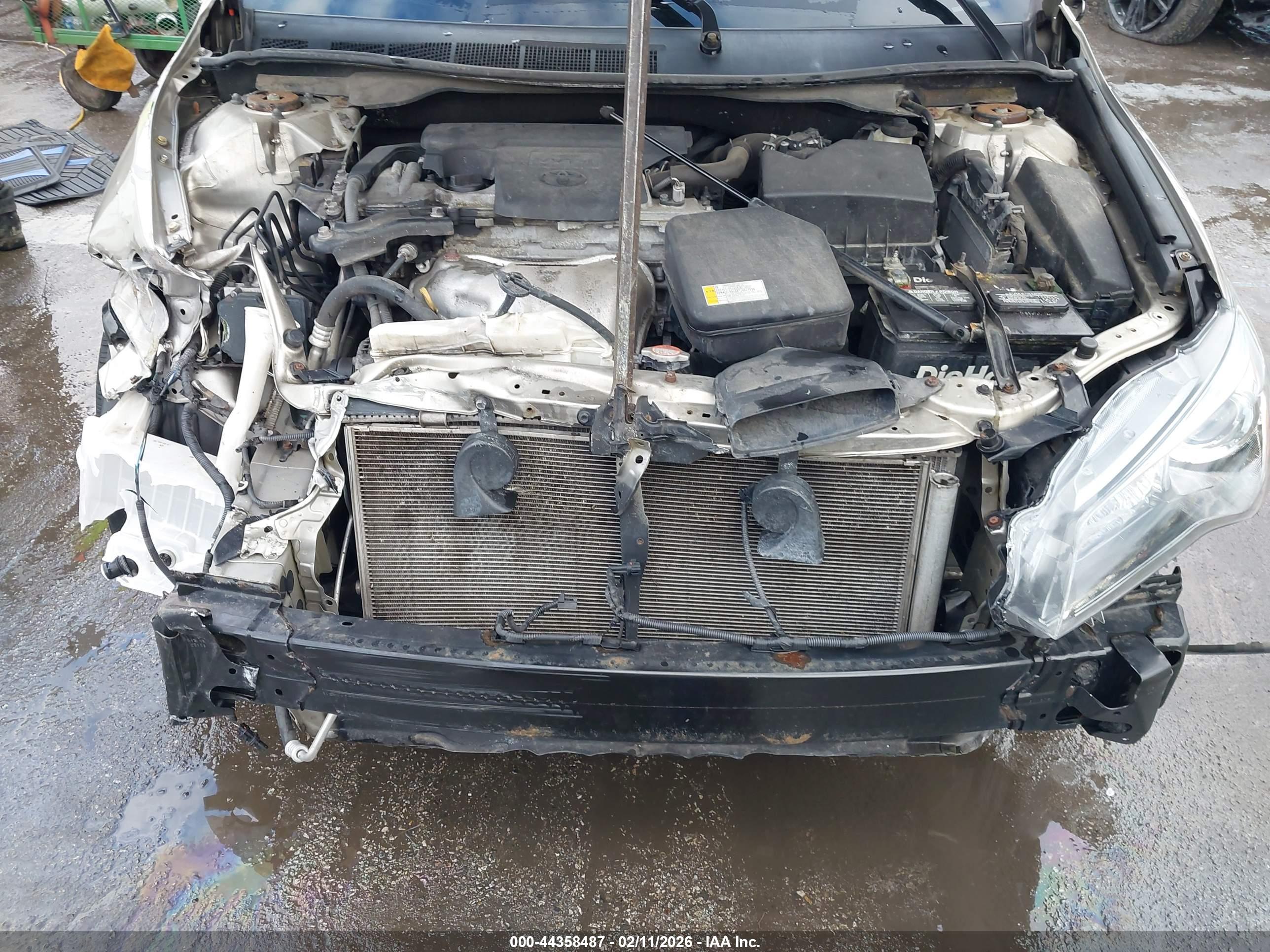TOYOTA CAMRY image 10