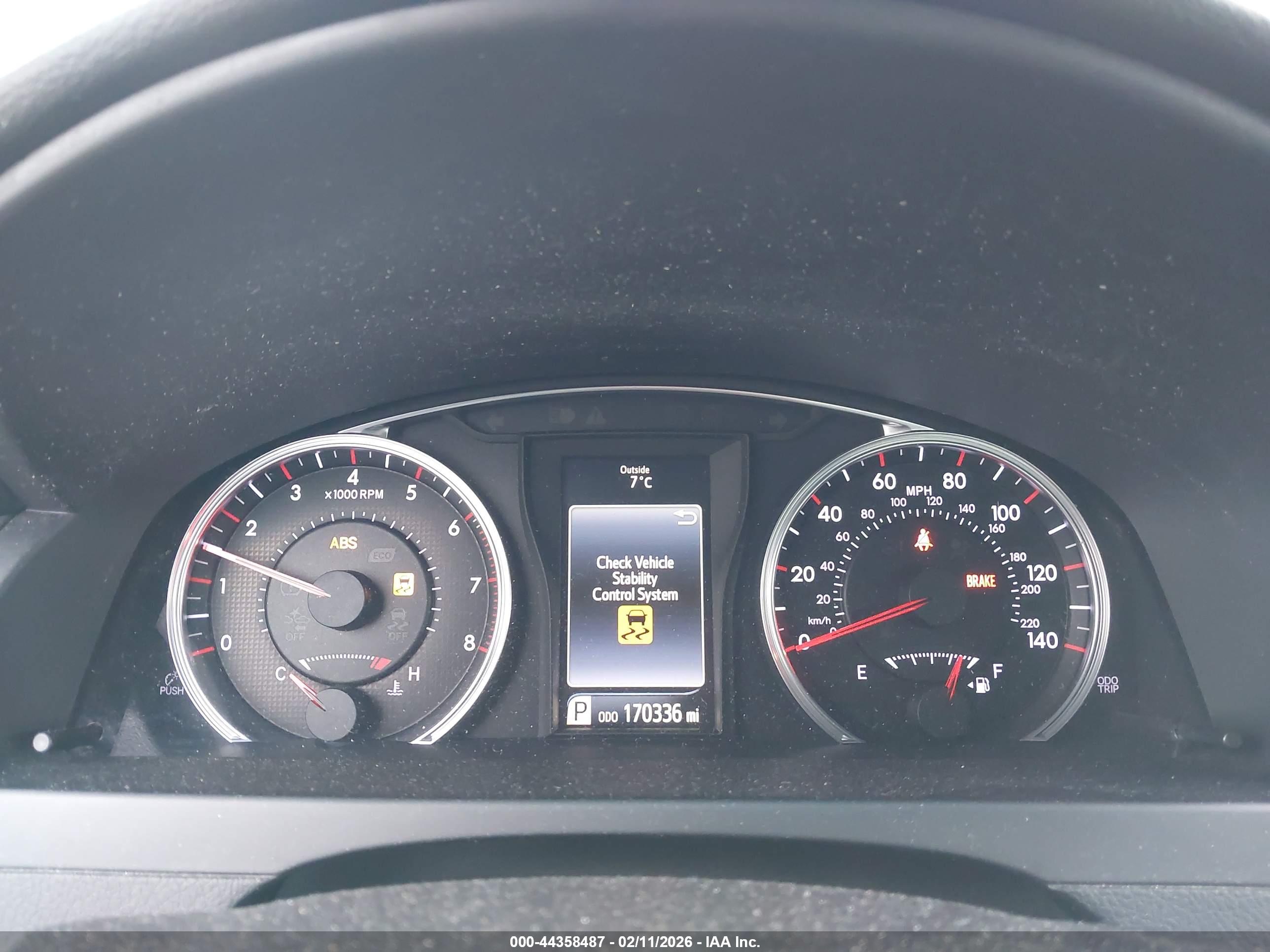 TOYOTA CAMRY image 7
