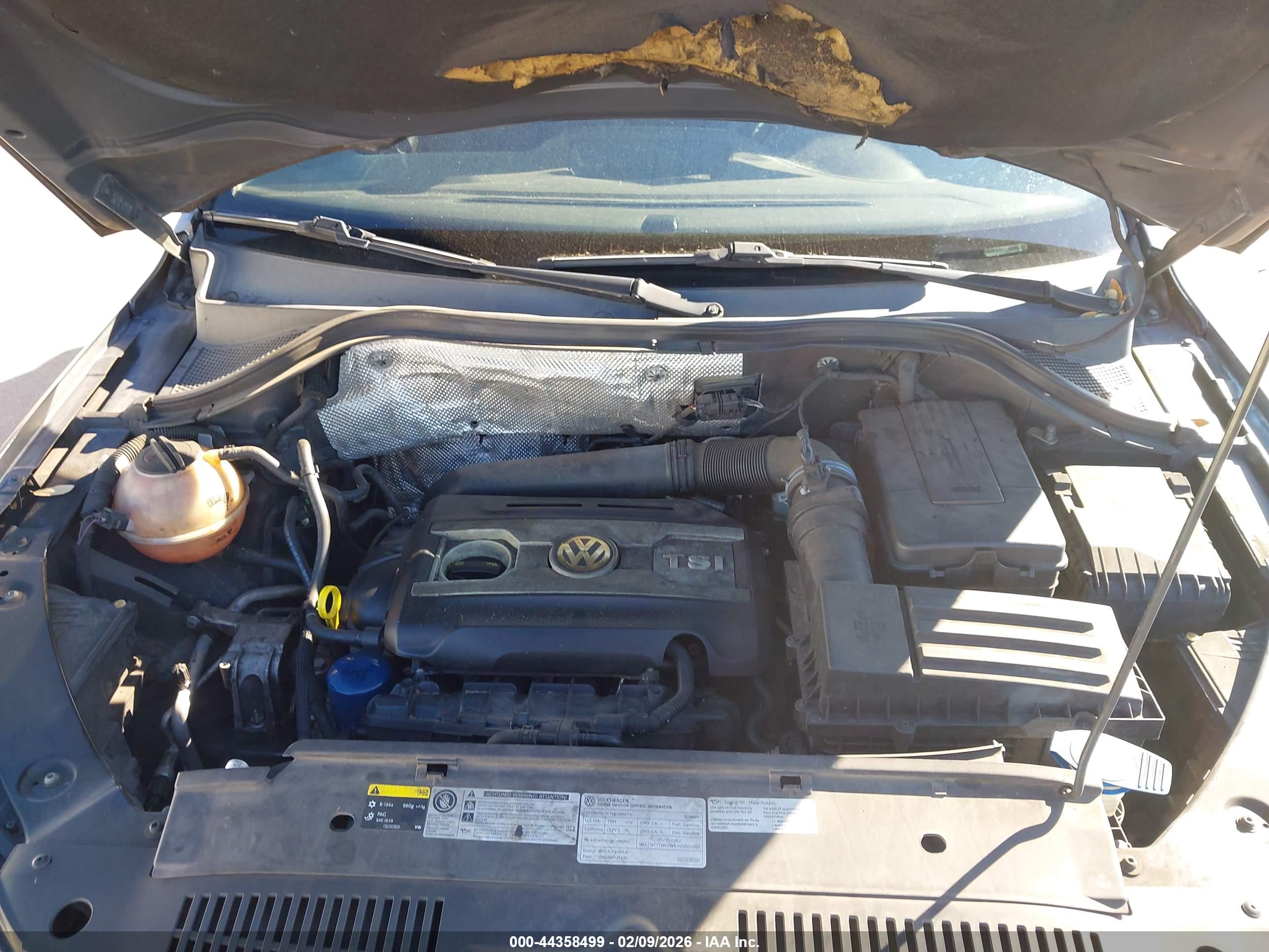 VOLKSWAGEN TIGUAN image 10