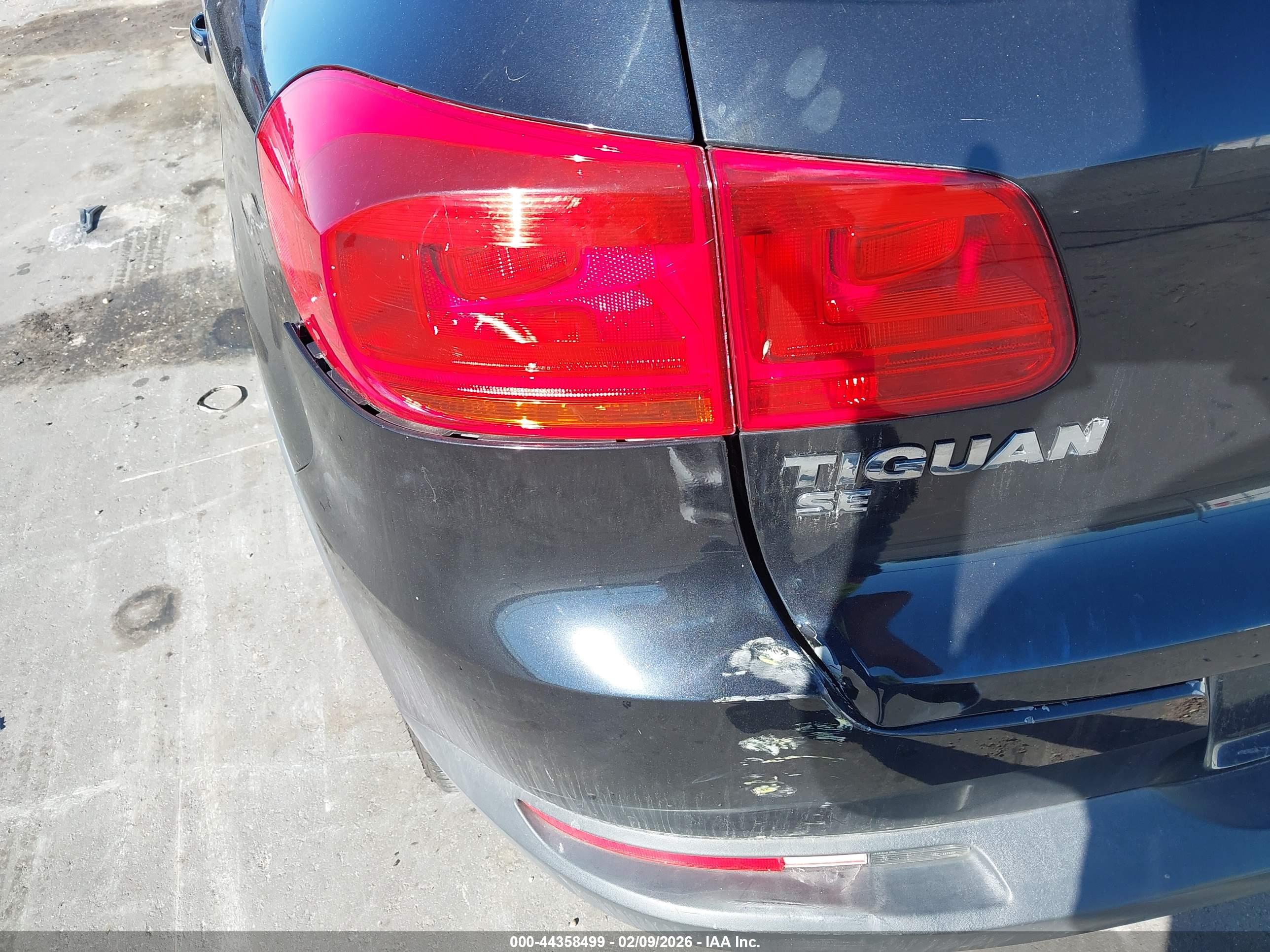 VOLKSWAGEN TIGUAN image 6