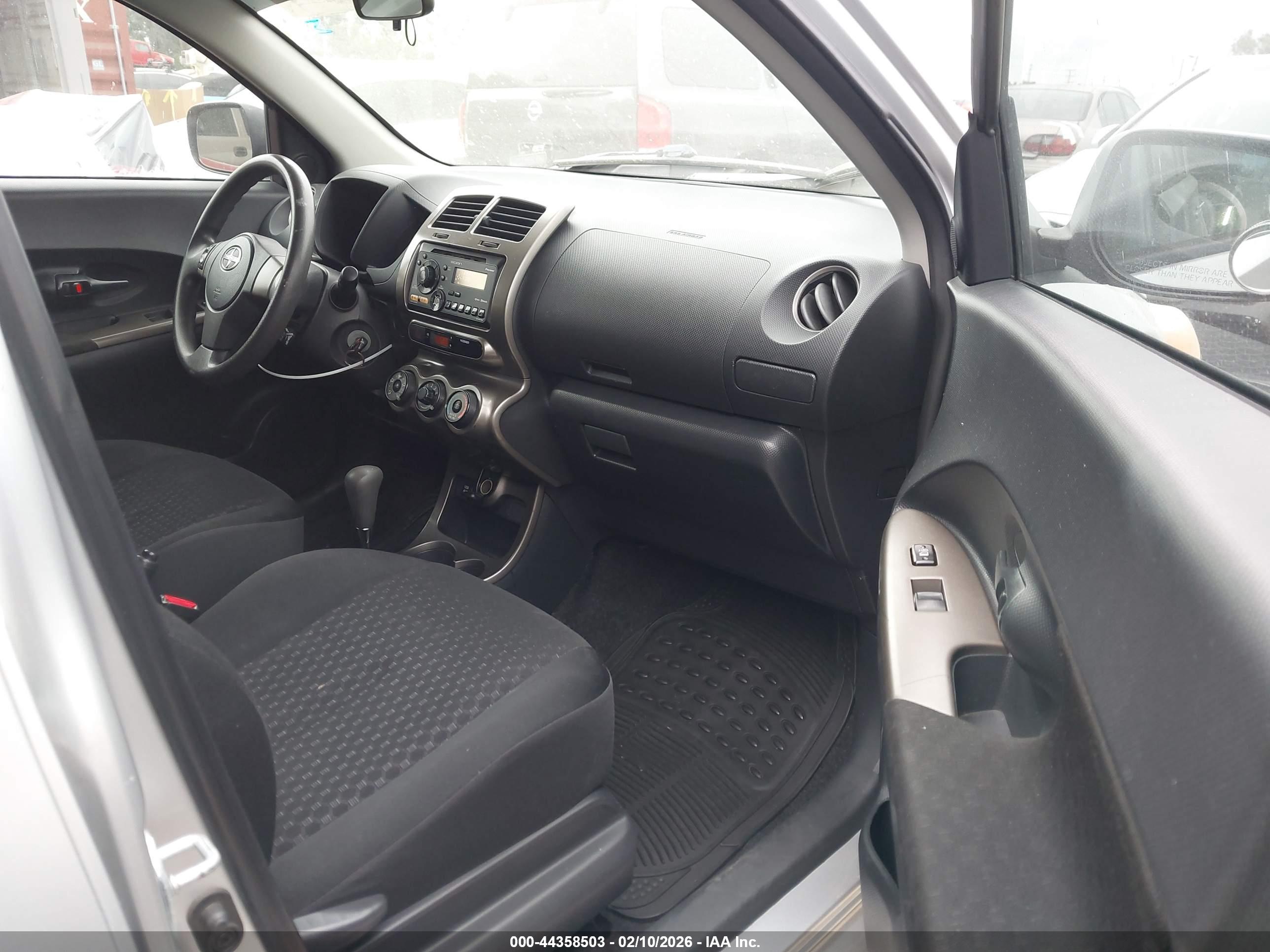 SCION XD image 5