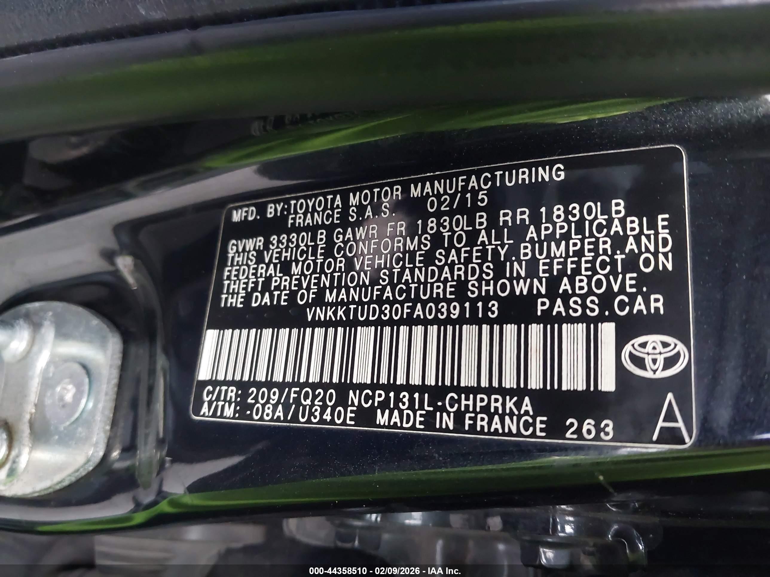 TOYOTA YARIS image 9