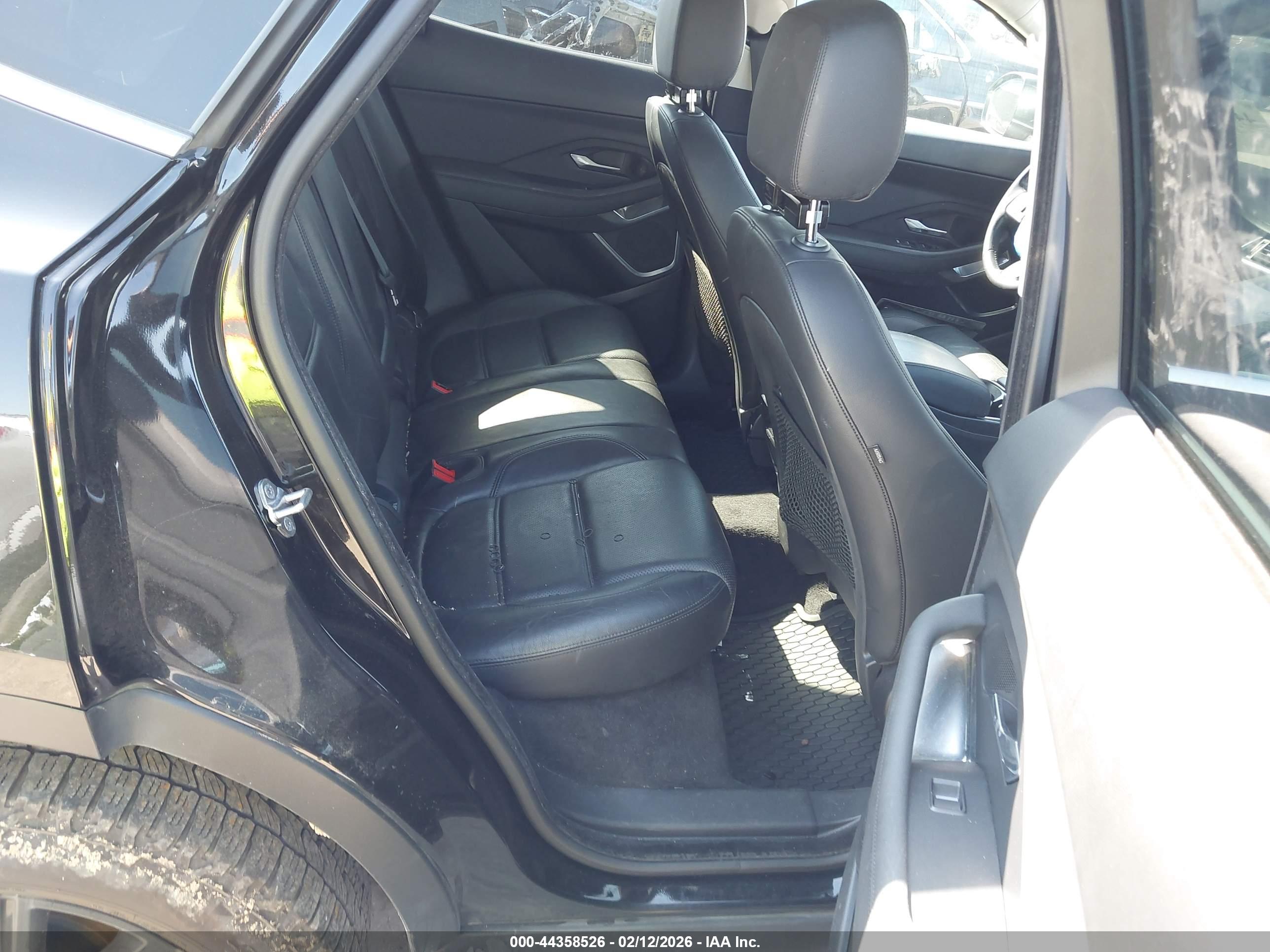 JAGUAR E-PACE image 8