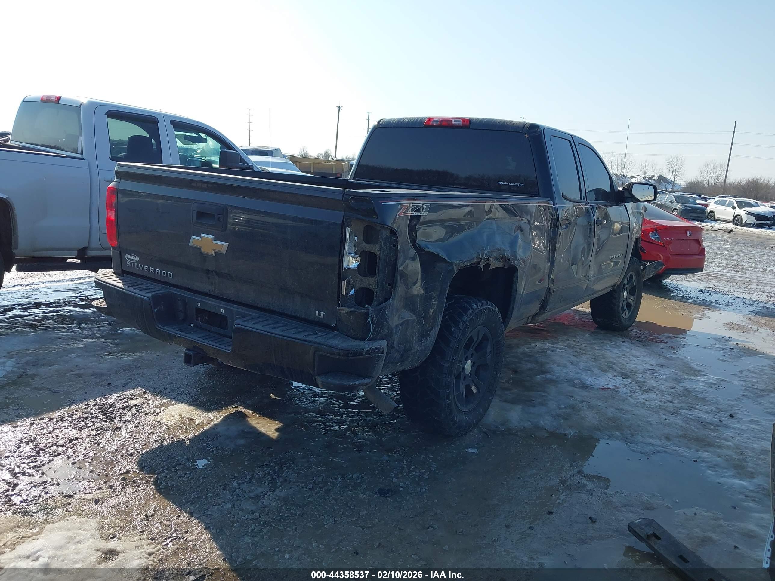 CHEVROLET SILVERADO image 4