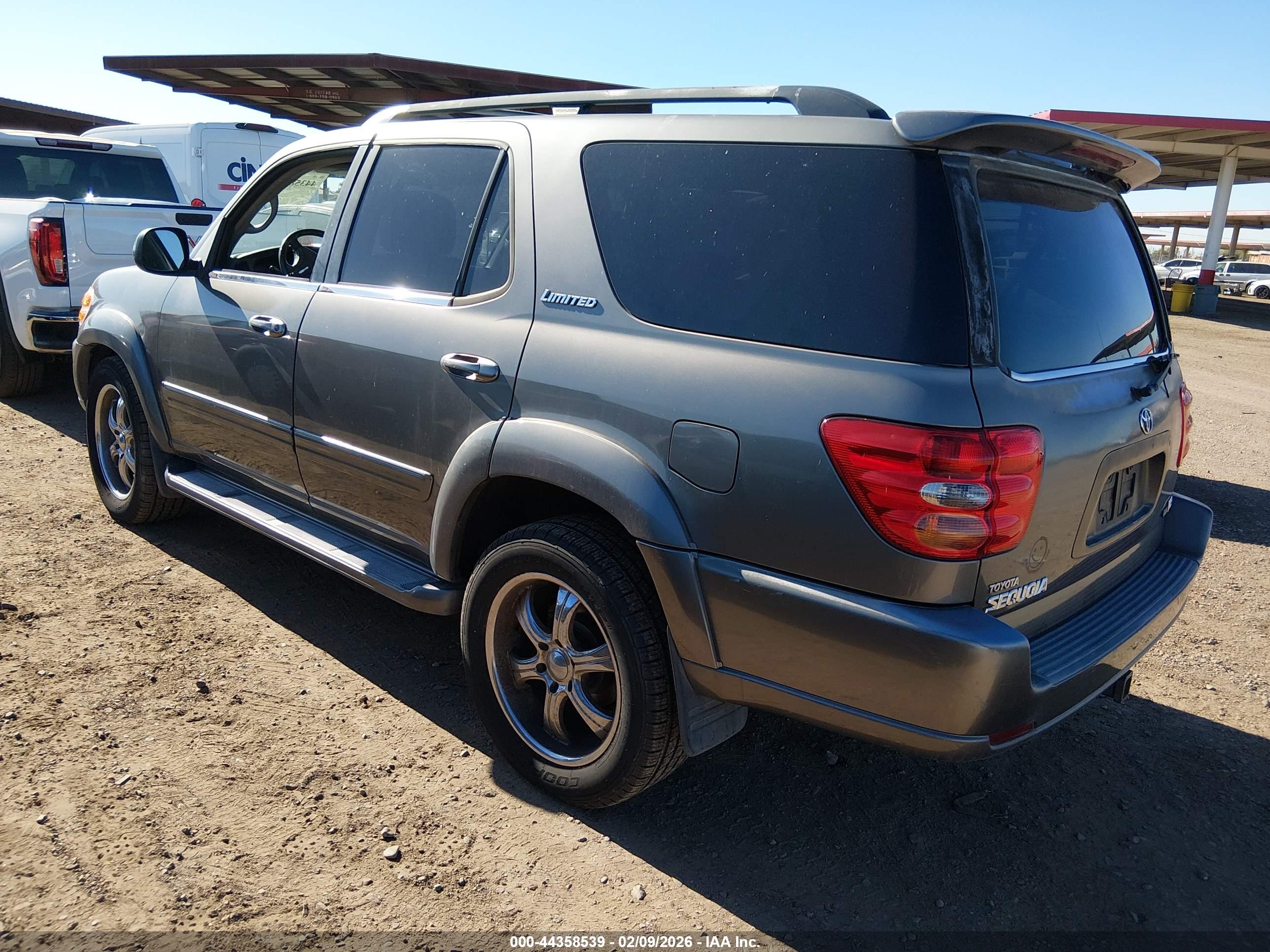 TOYOTA SEQUOIA image 3