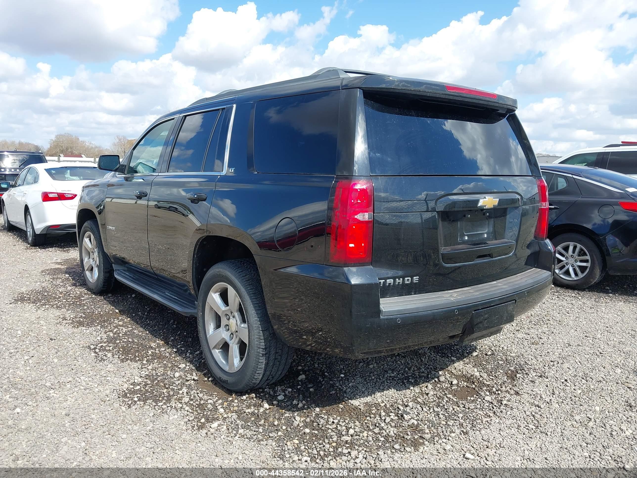 CHEVROLET TAHOE image 3